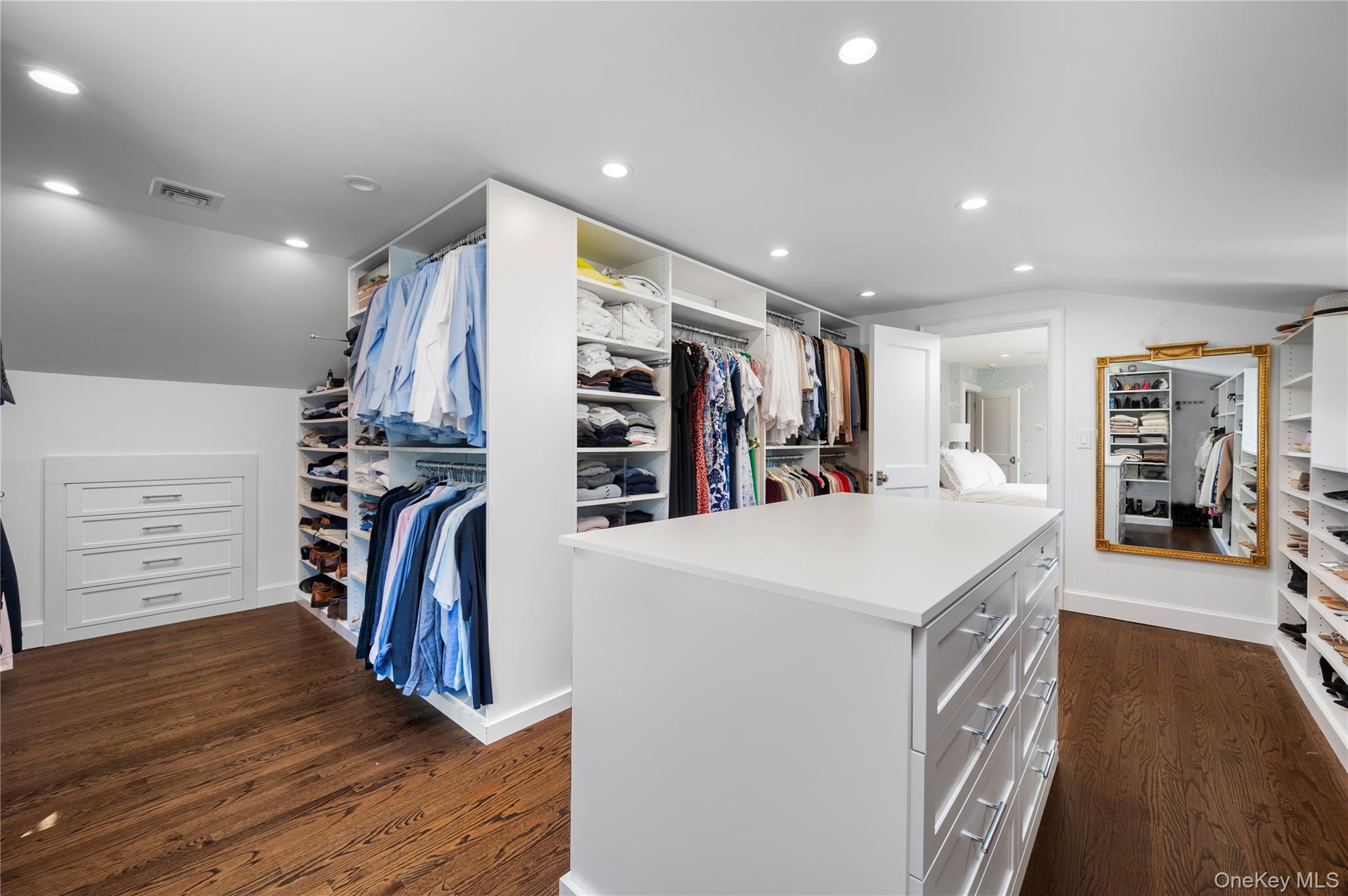 #12 photo, 151 Griffen Avenue, Scarsdale , NY 10583