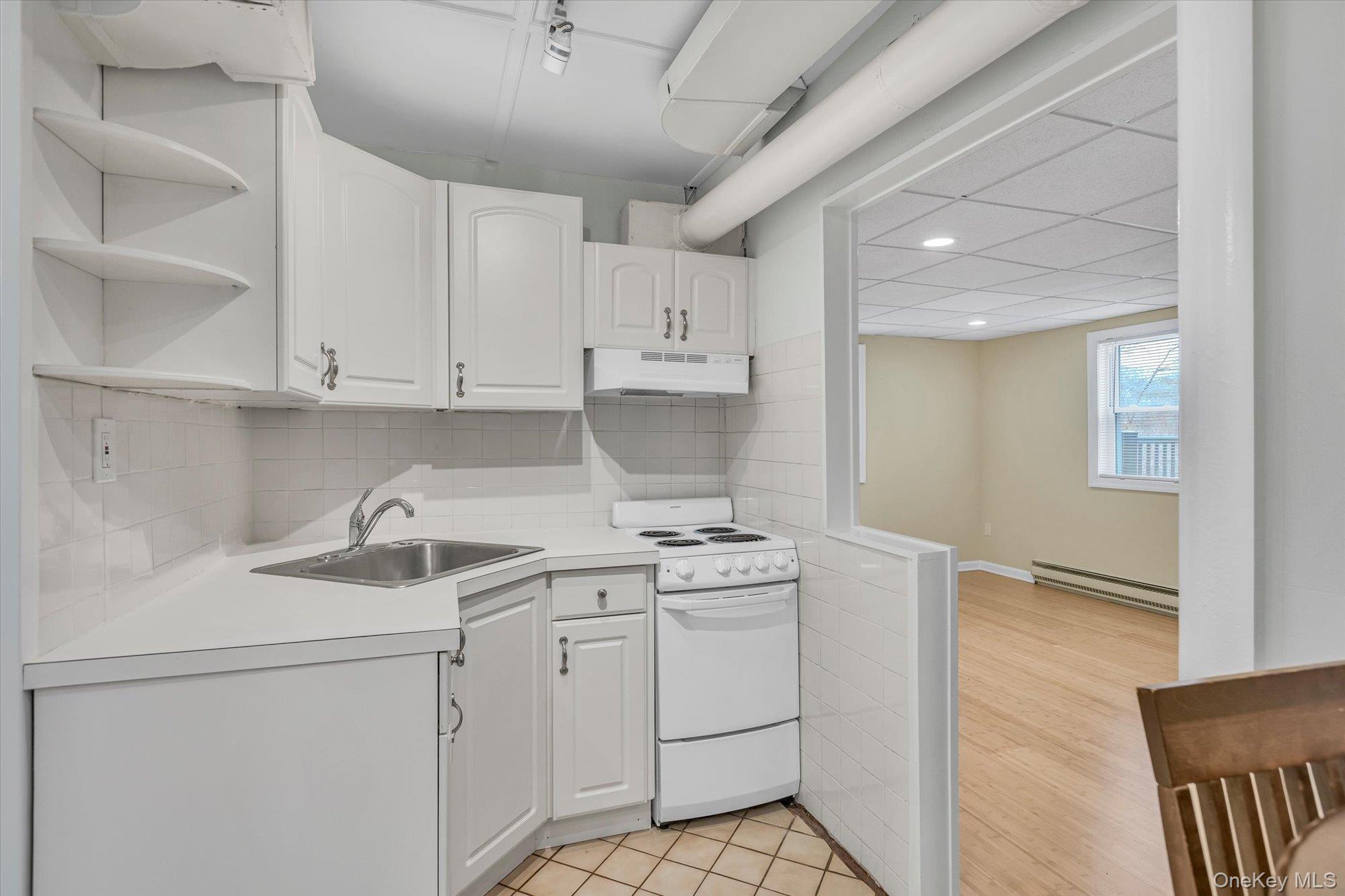 #7 photo, 11 Doris Court, Northport , NY 11768