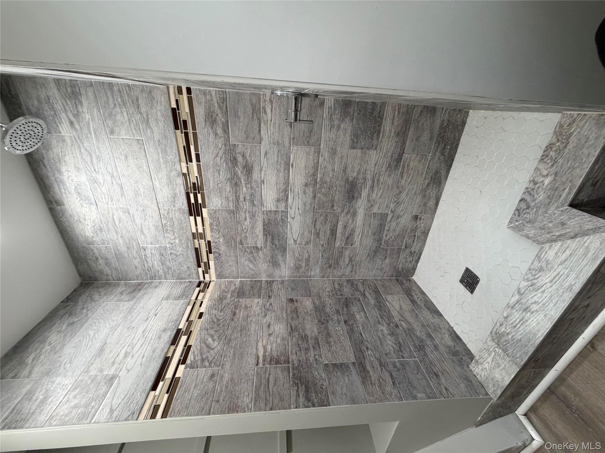 #13 photo, 11 Haab Avenue, سوفولك Babylon , NY 11702