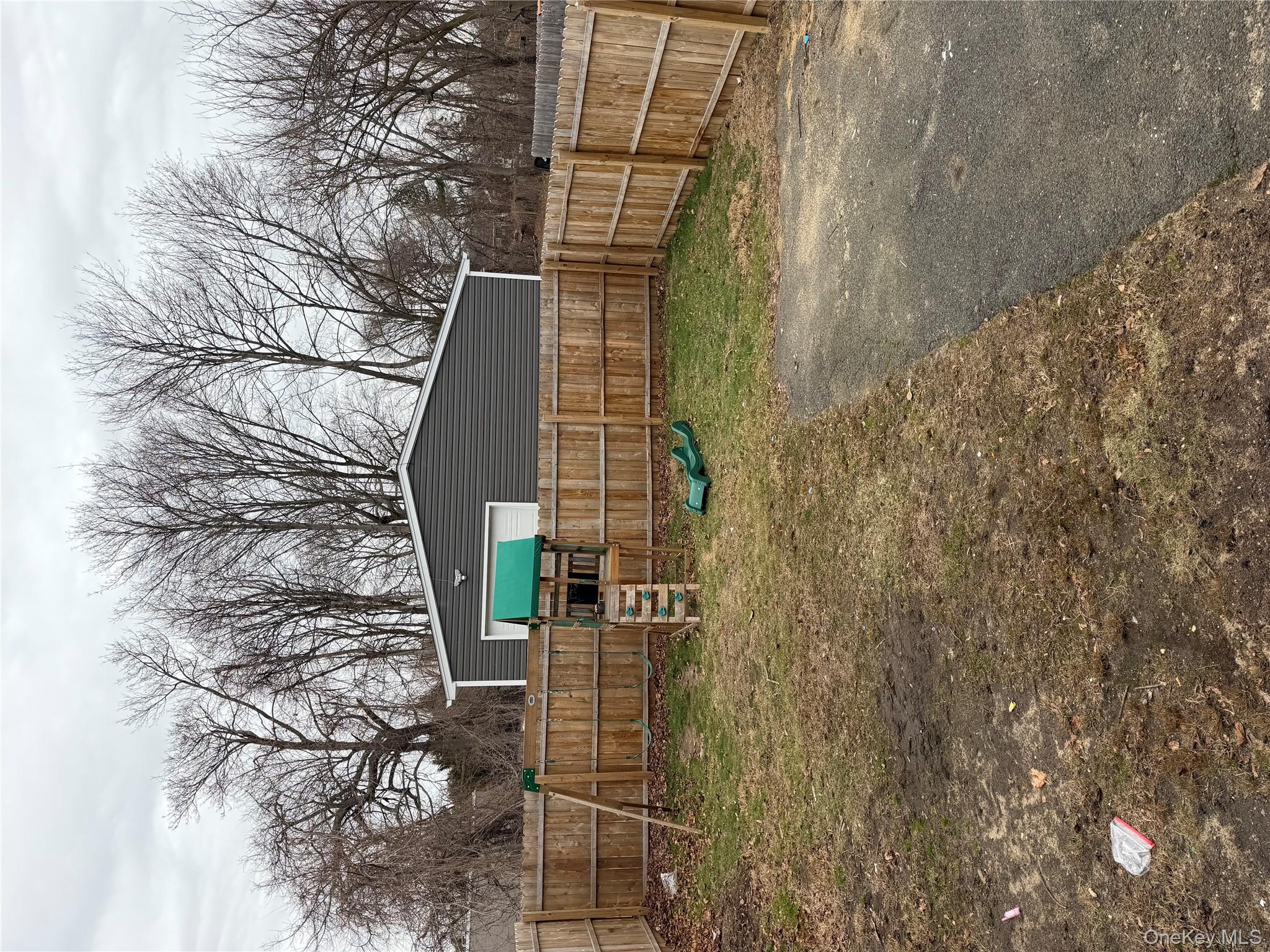 #14 photo, 11 Haab Avenue, سوفولك Babylon , NY 11702