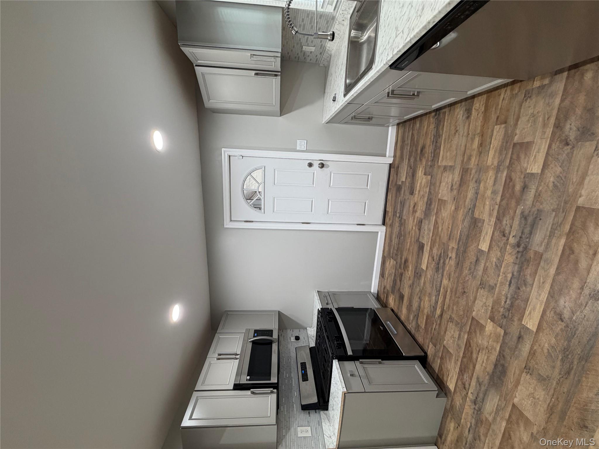 #3 photo, 11 Haab Avenue, سوفولك Babylon , NY 11702