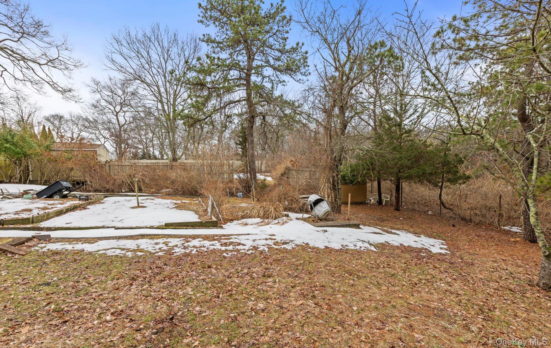 #20 photo, 902 Old Medford Avenue, سوفولك Medford , NY 11763