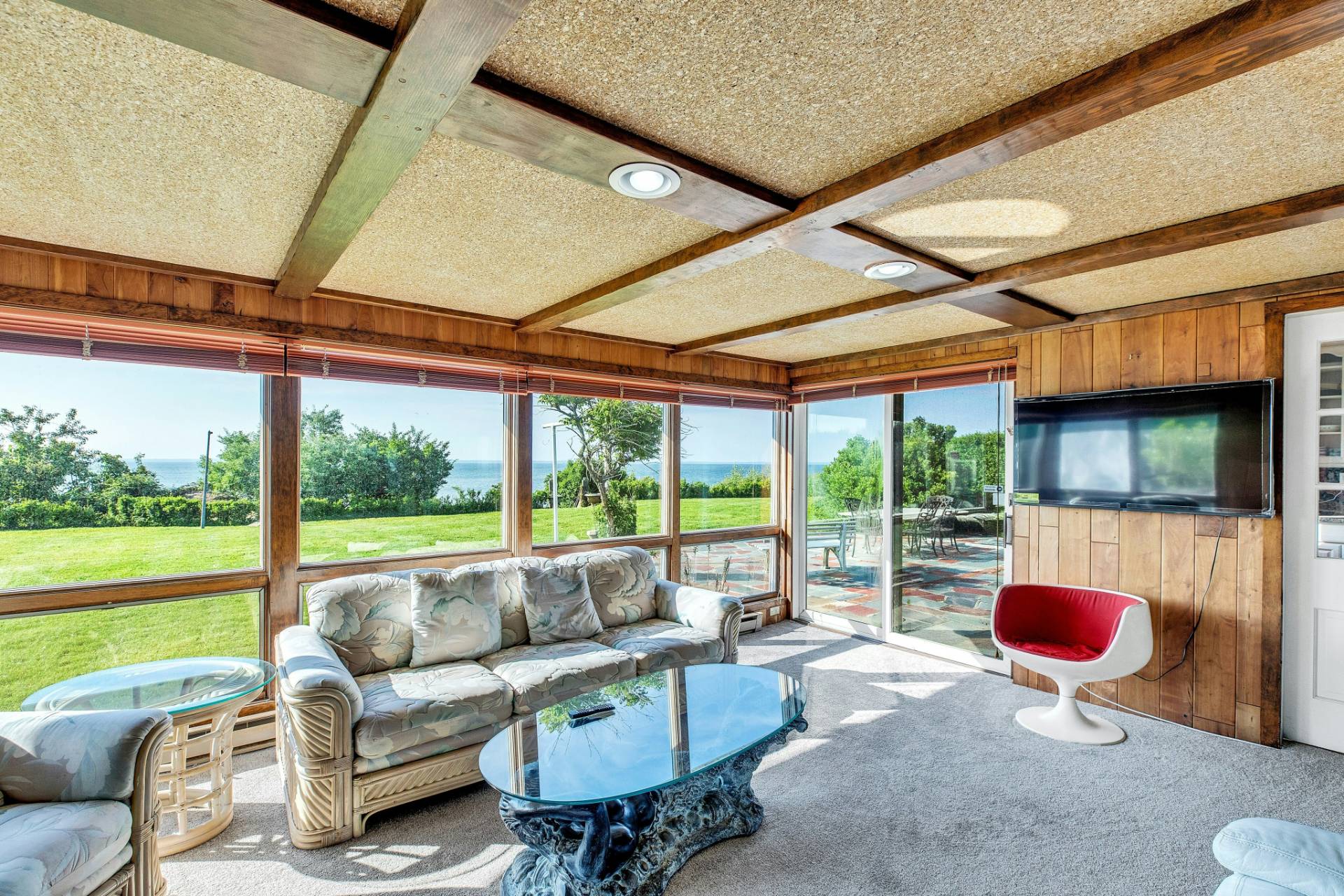 #8 photo, 2100 Sound Drive, سوفولك Greenport , NY 11944