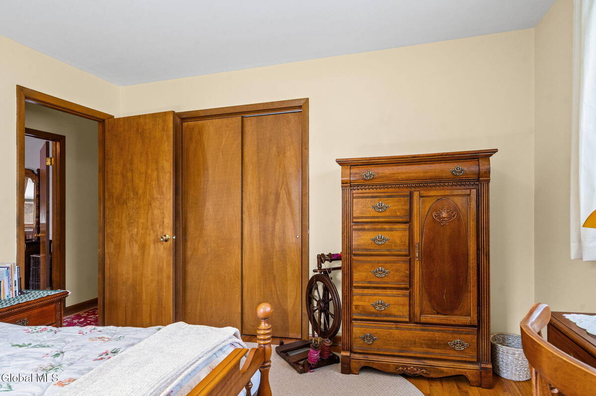 #12 photo, 1111 Rosehill Boulevard, Niskayuna , NY 12309