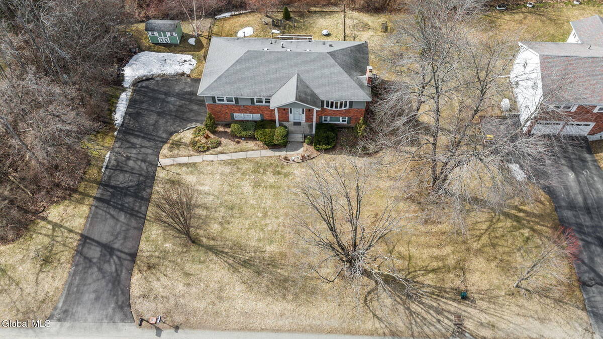 #45 photo, 1111 Rosehill Boulevard, Niskayuna , NY 12309