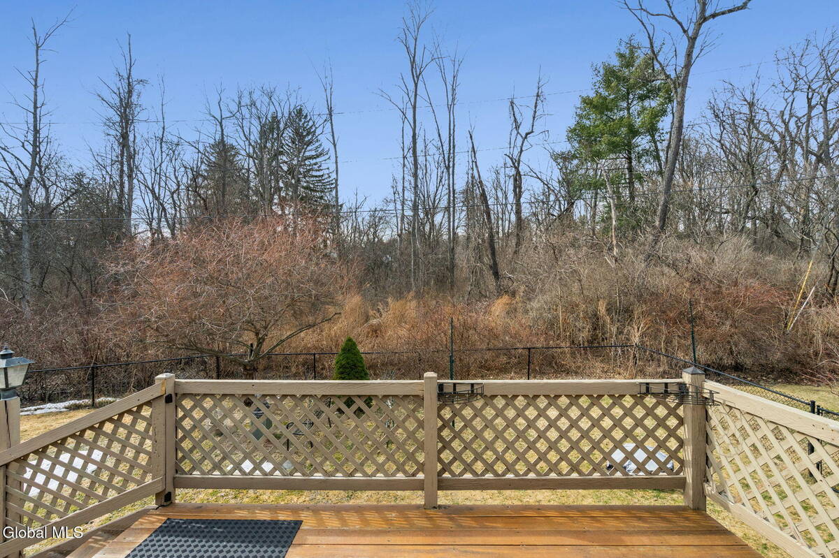 #8 photo, 1111 Rosehill Boulevard, Niskayuna , NY 12309