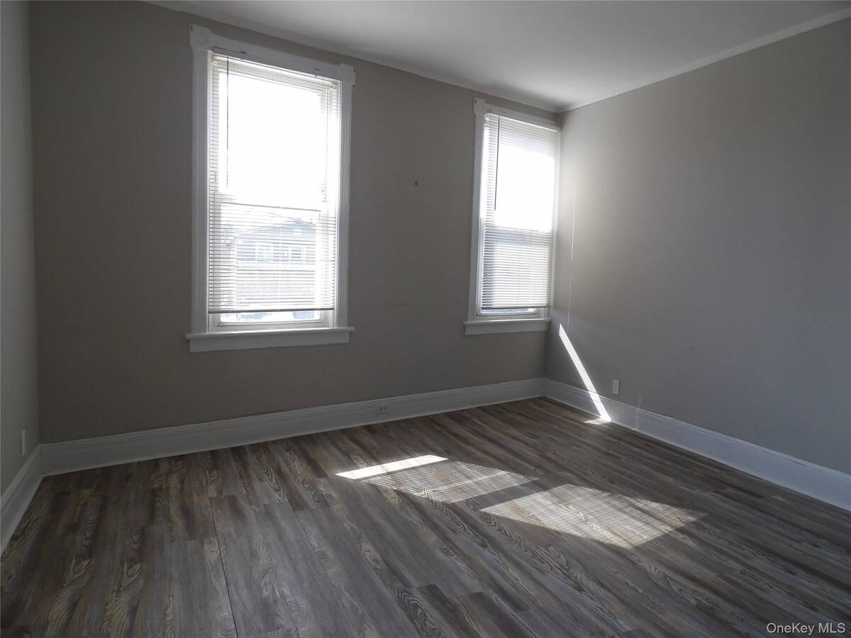 #10 photo, 170 N. Wellwood Avenue, Lindenhurst , NY 11757