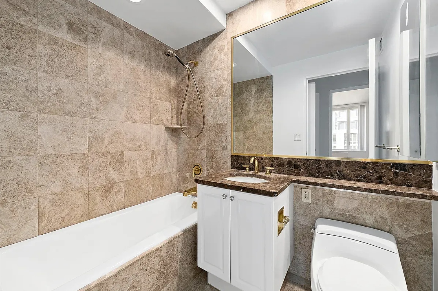 #3 photo, New York City, مانهاتن Lincoln Square , NY 10069