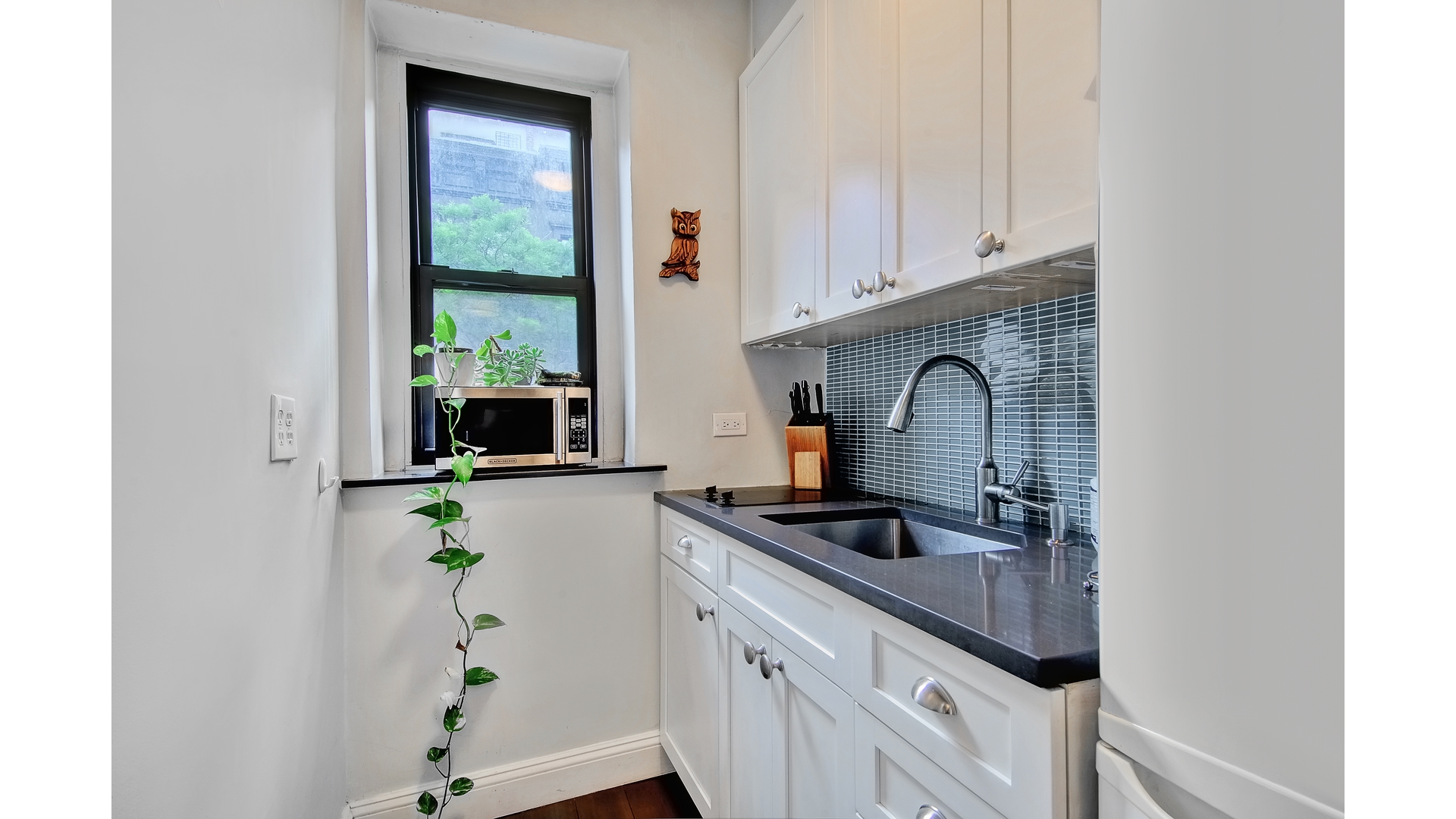 #4 photo, 209 W 104TH Street, मैनहटन Upper West Side , NY 10025