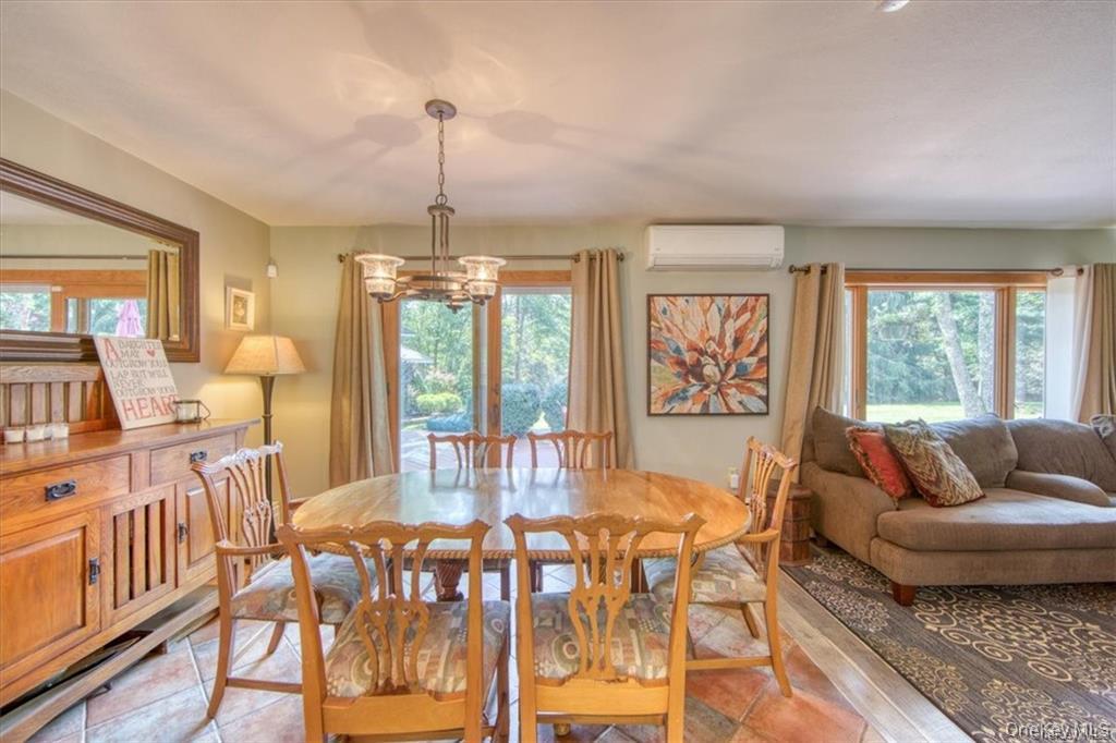 #13 photo, 38 E Glen Wild Road, 纽约州 Glen Wild , NY 12738