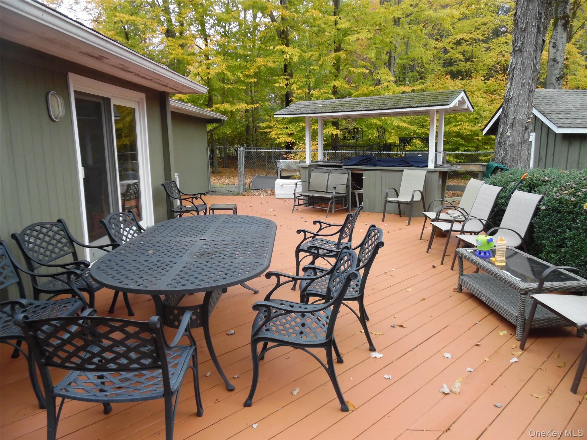 #9 photo, 38 E Glen Wild Road, 纽约州 Glen Wild , NY 12738