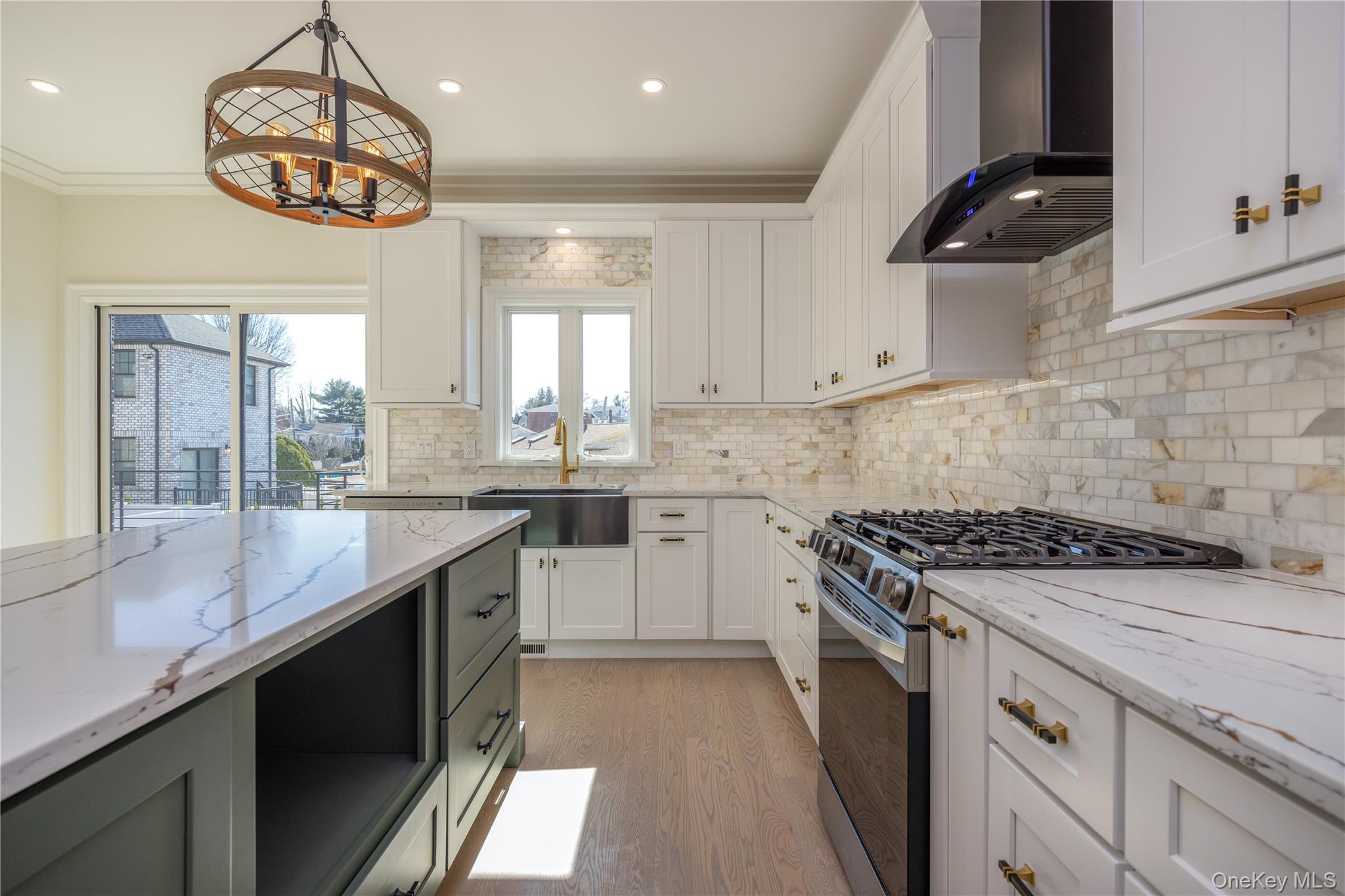 #10 photo, 7 Victoria Lane, Yonkers , NY 10701