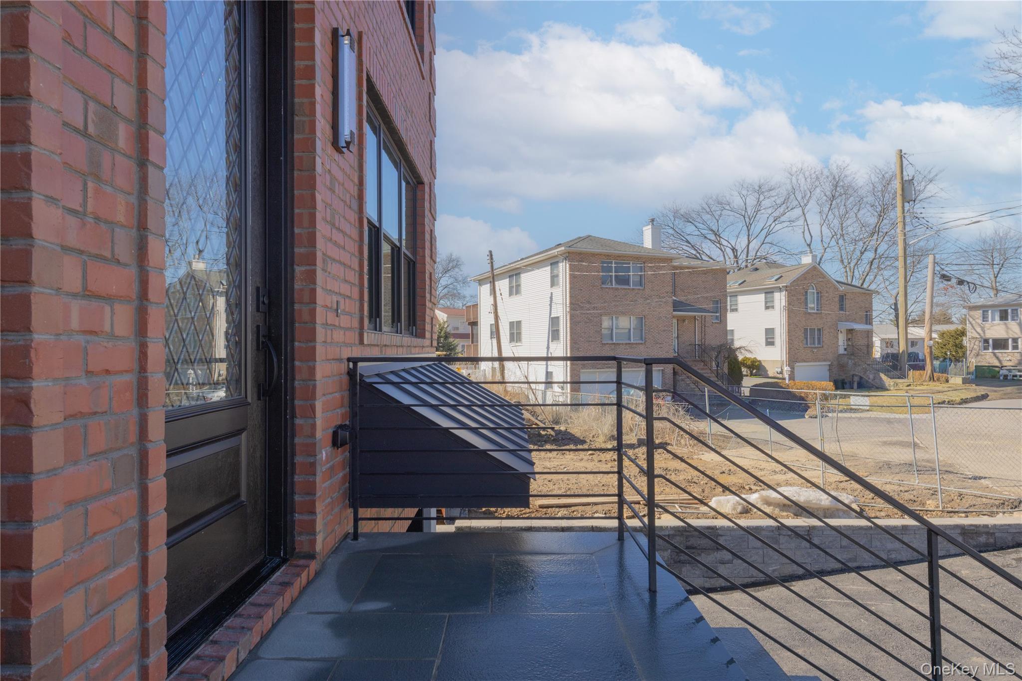 #2 photo, 7 Victoria Lane, Yonkers , NY 10701