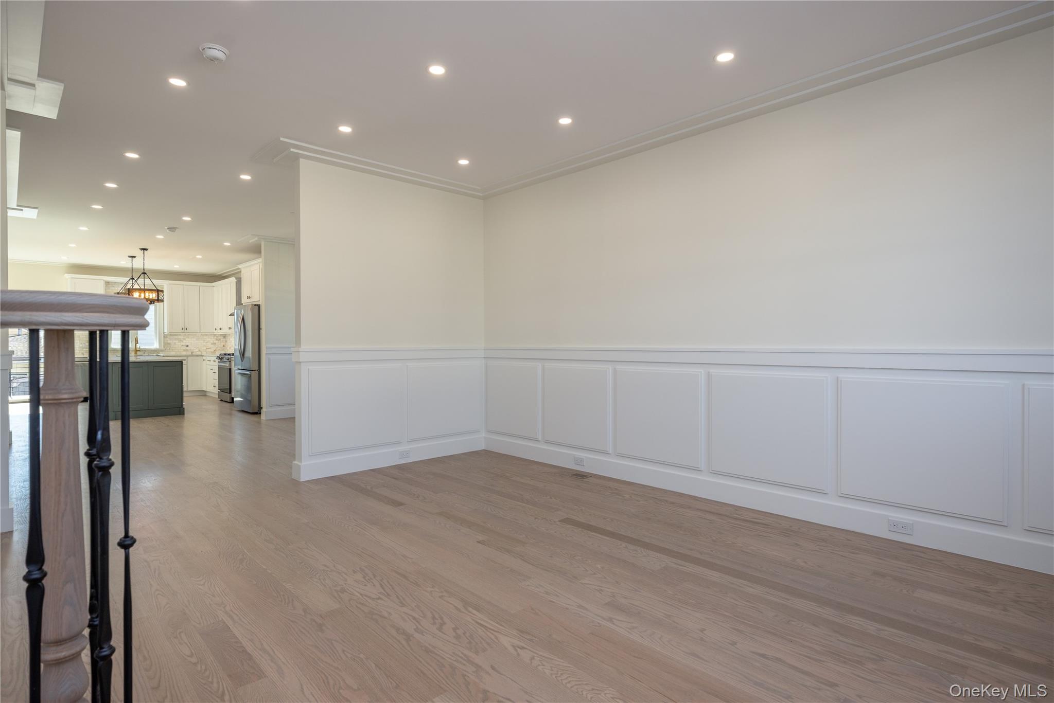 #6 photo, 7 Victoria Lane, Yonkers , NY 10701