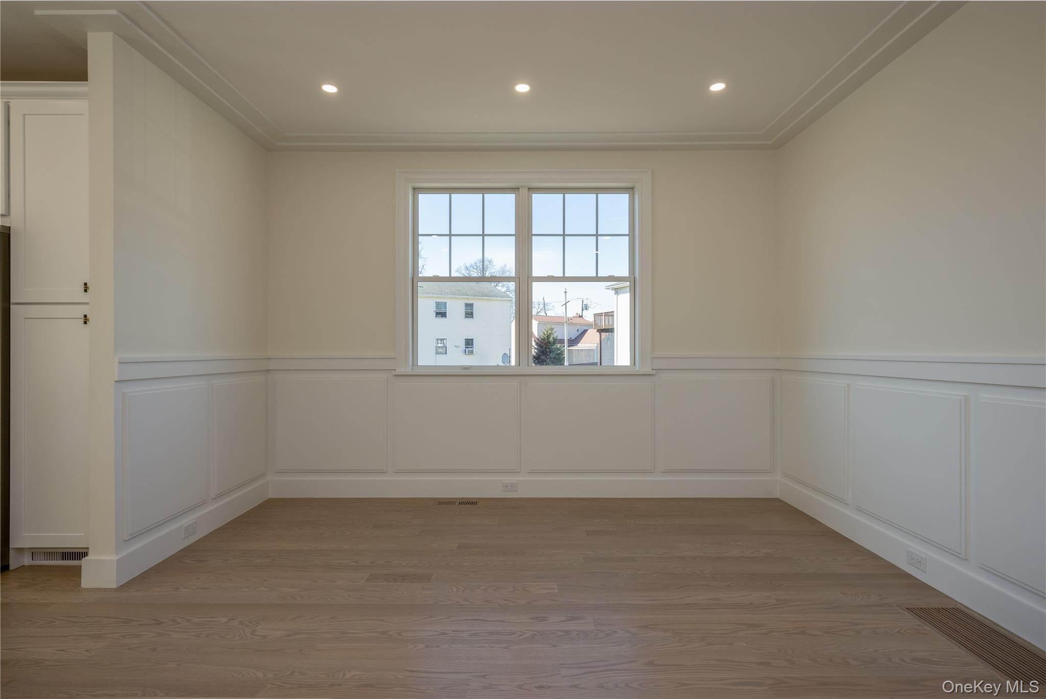 #7 photo, 7 Victoria Lane, Yonkers , NY 10701