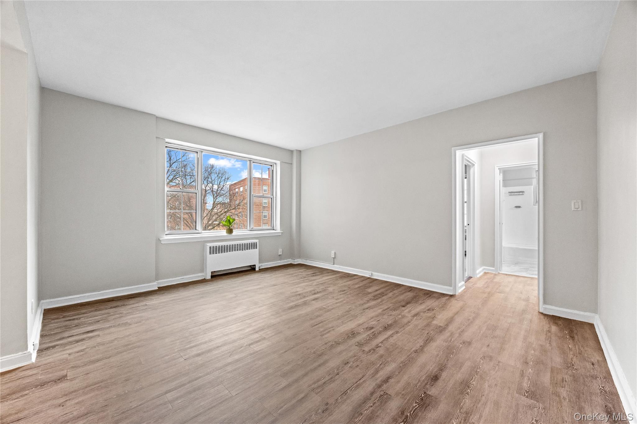 #13 photo, 230 Pelham Road, New Rochelle , NY 10805