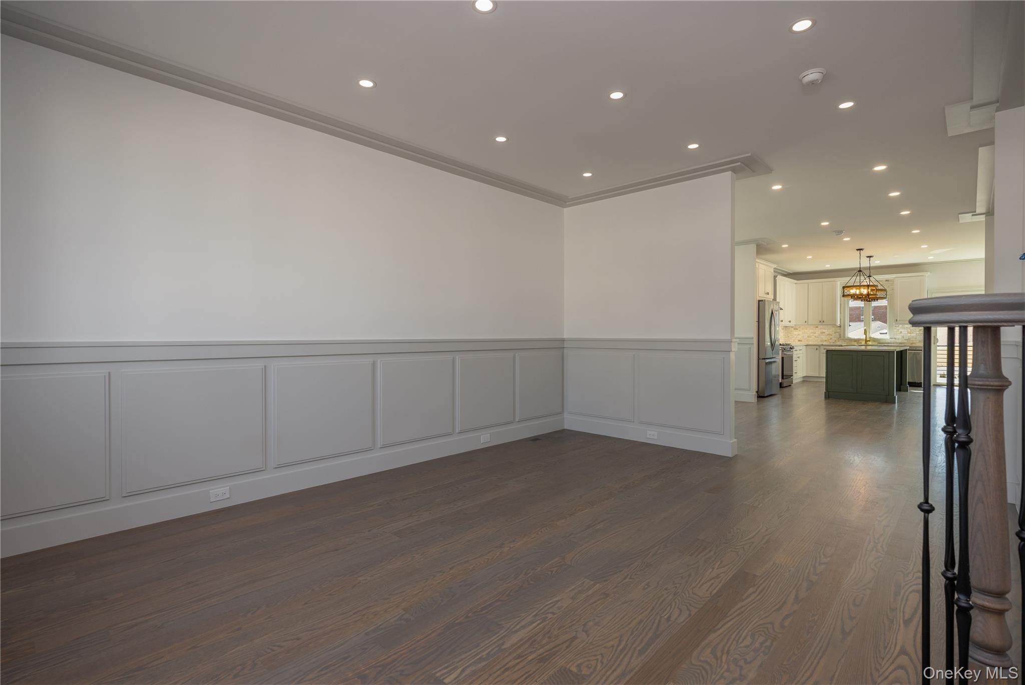 #13 photo, 7 Victoria Lane, Yonkers , NY 10701