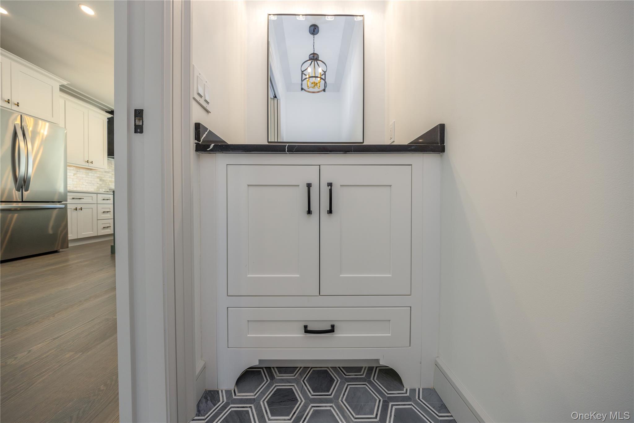 #17 photo, 7 Victoria Lane, Yonkers , NY 10701