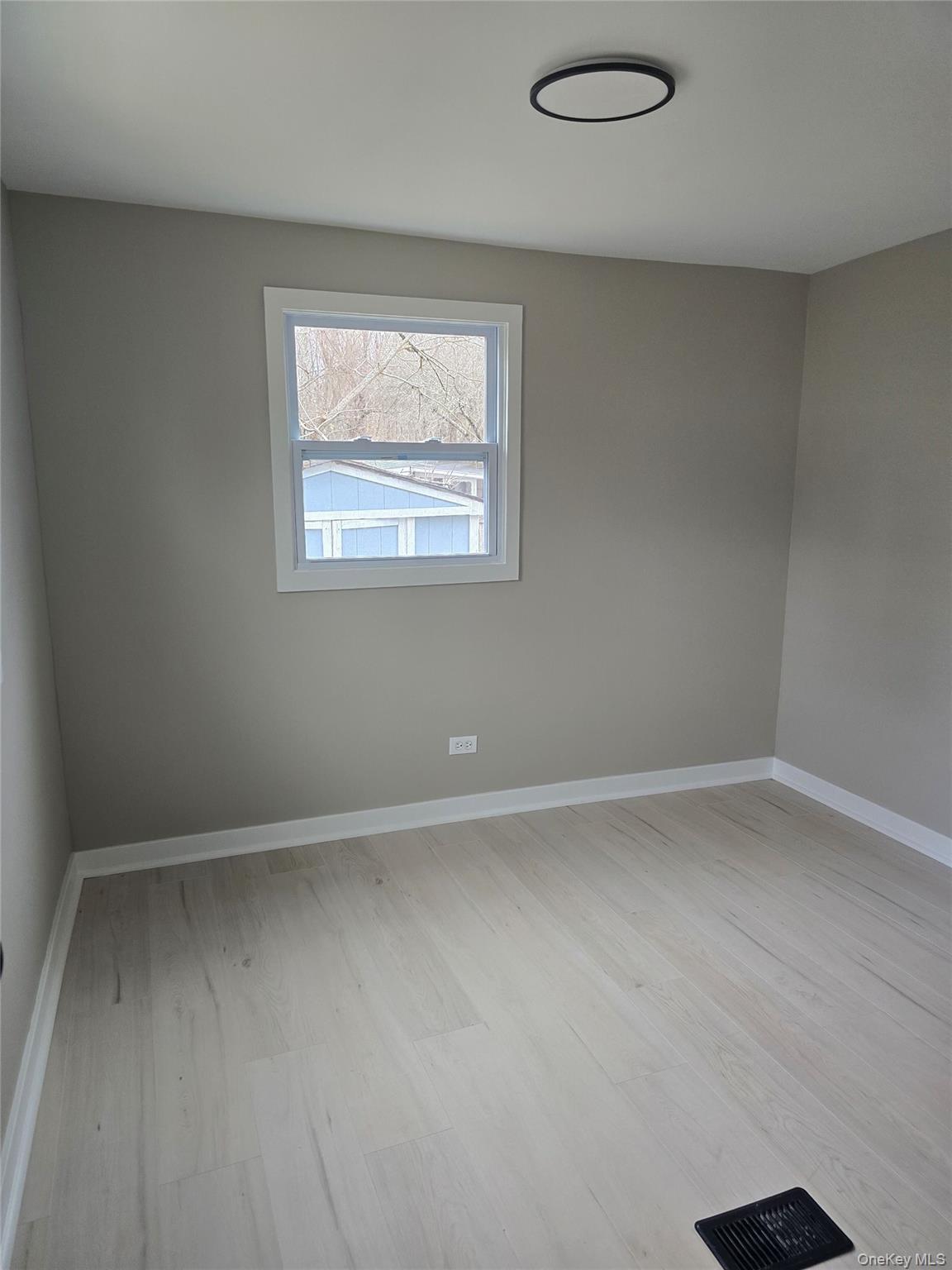 #11 photo, 16 Jennifer Court, Poughkeepsie , NY 12601