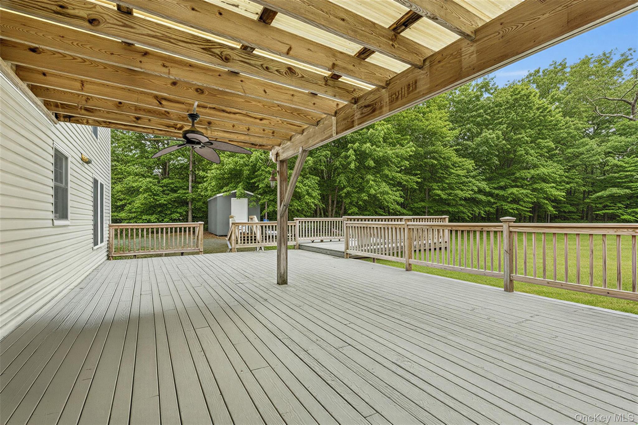 #10 photo, 21 Foreston Circle, מחוז סאפוק Manorville , NY 11949