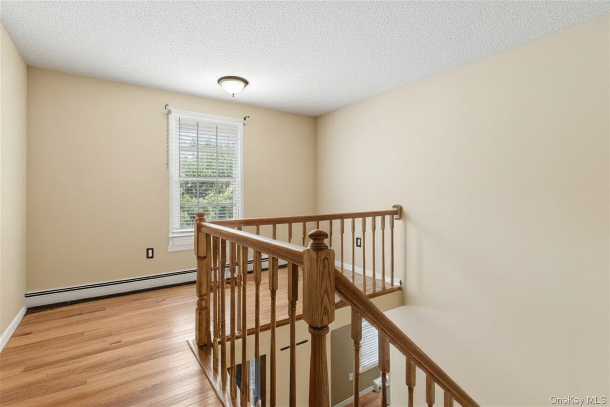 #12 photo, 21 Foreston Circle, מחוז סאפוק Manorville , NY 11949