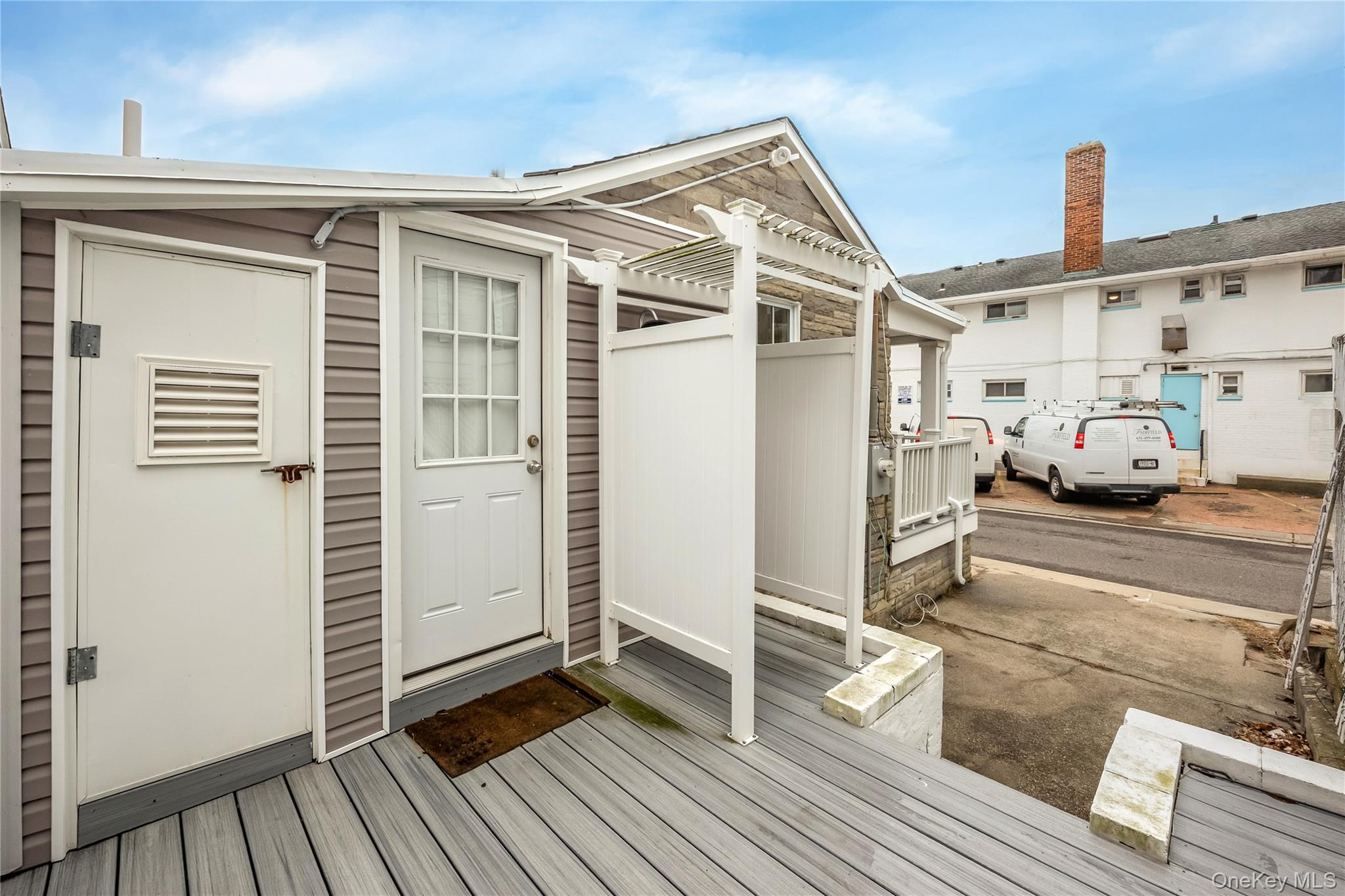 #17 photo, 195 Oceanview, מחוז נסאו Long Beach , NY 11561