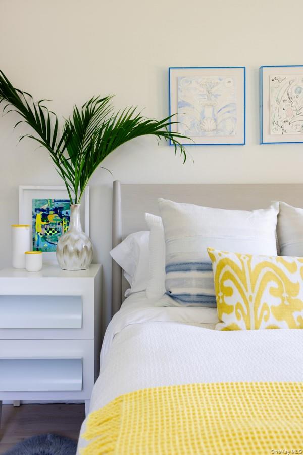 #20 photo, 48 Middle Pond Road, سوفولك Southampton , NY 11968