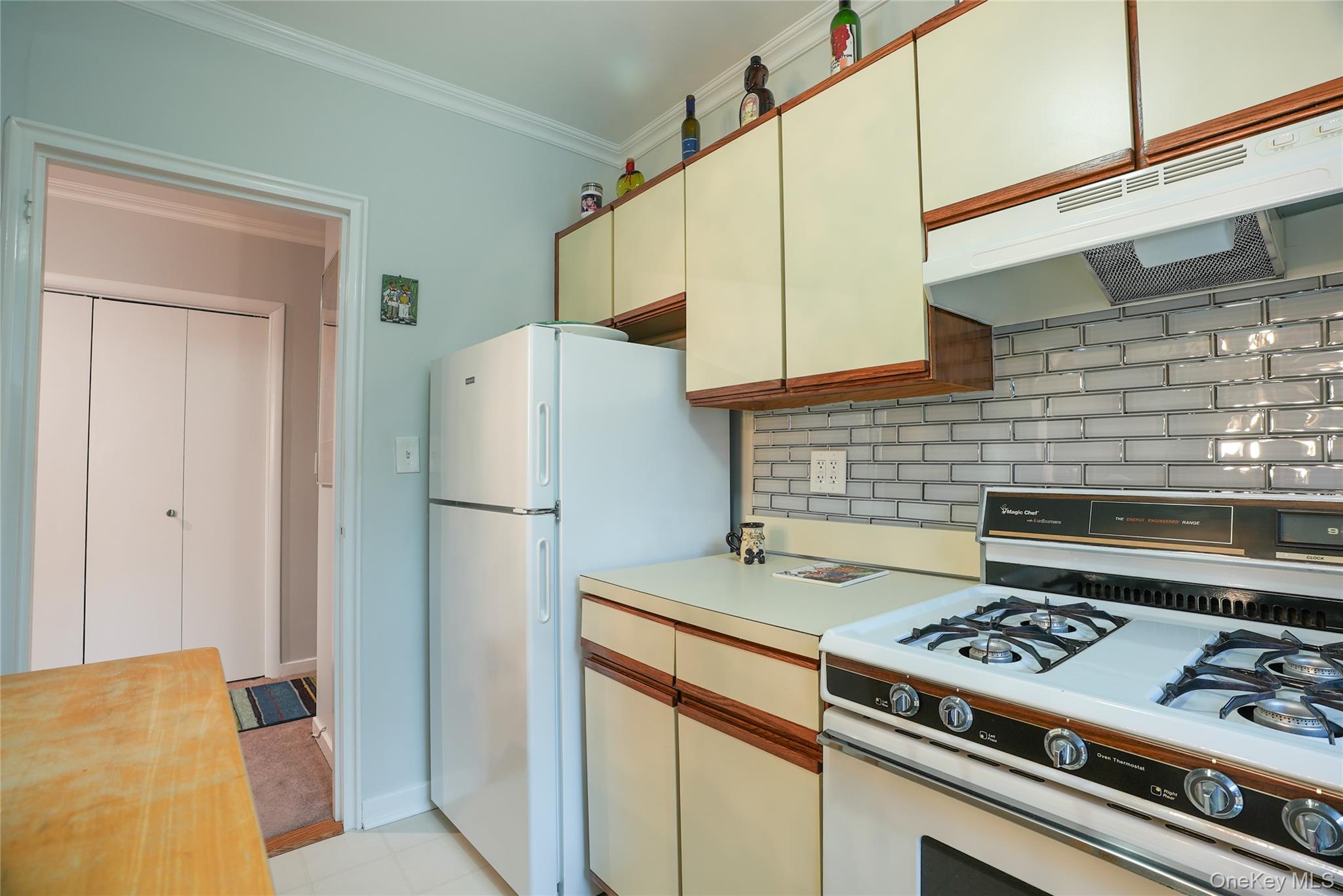 #9 photo, 35 Rockledge Road, Hartsdale , NY 10530