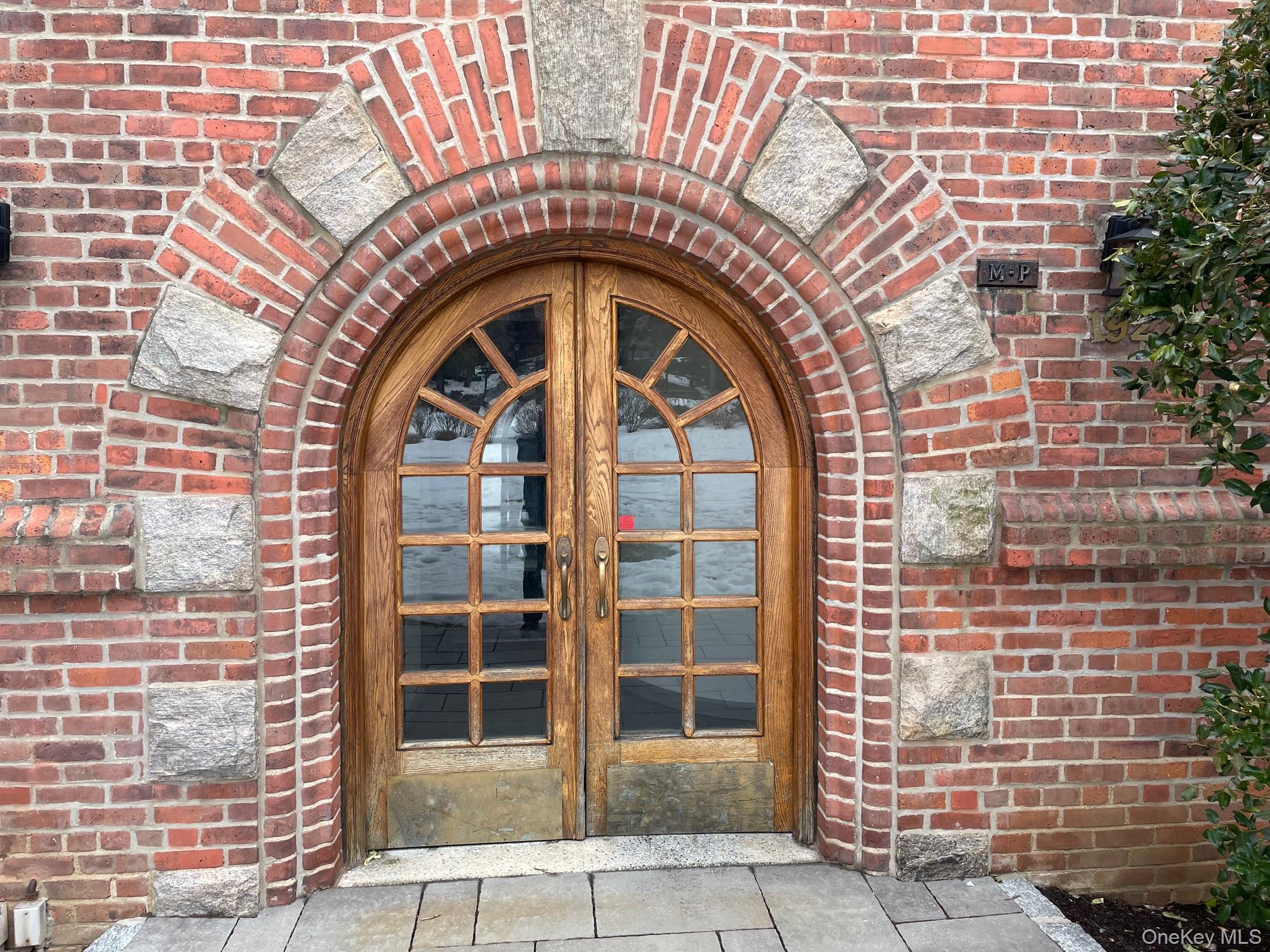 #3 photo, 192 Garth Road, Scarsdale , NY 10583