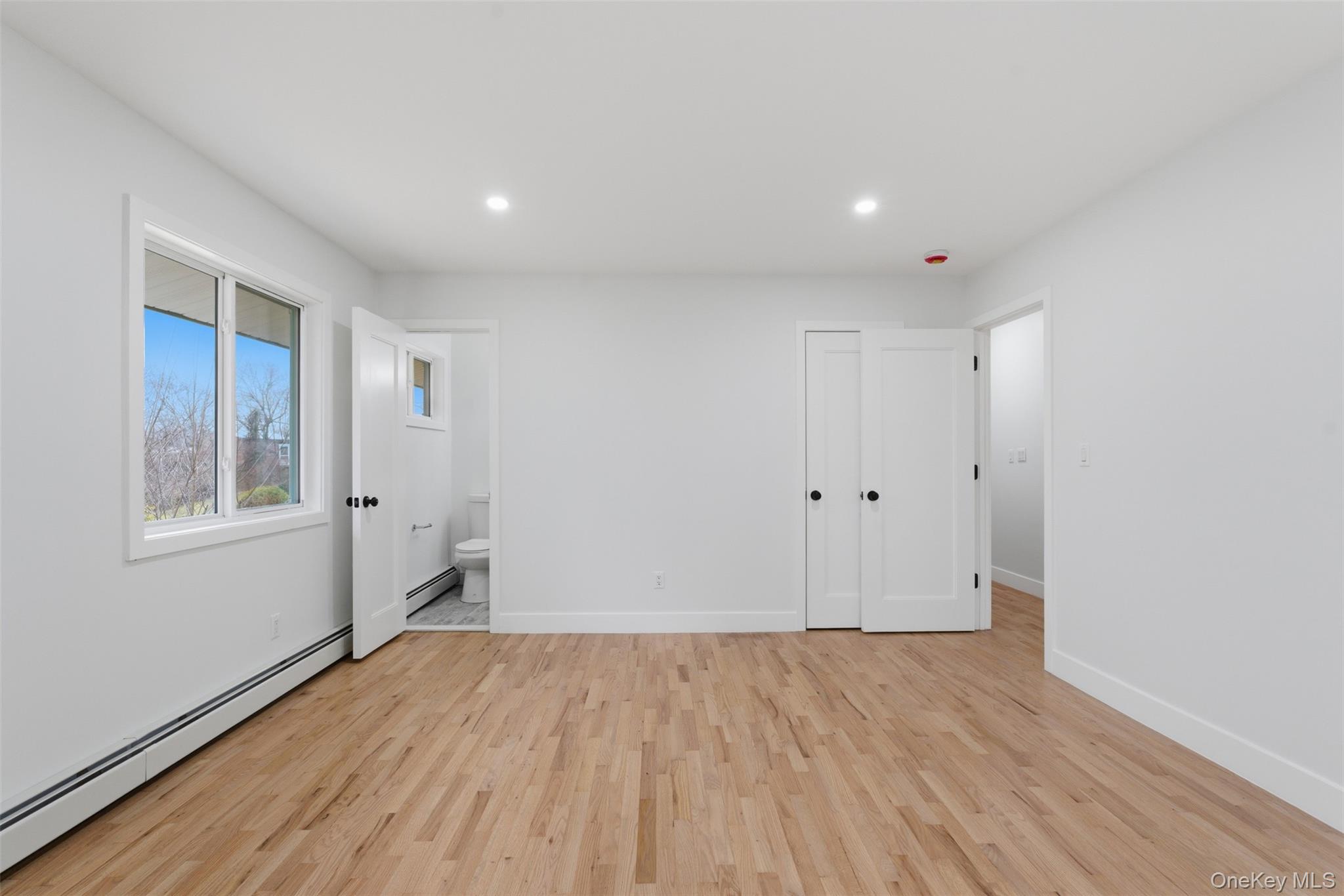 #20 photo, 400 Old Route 304, New City , NY 10956