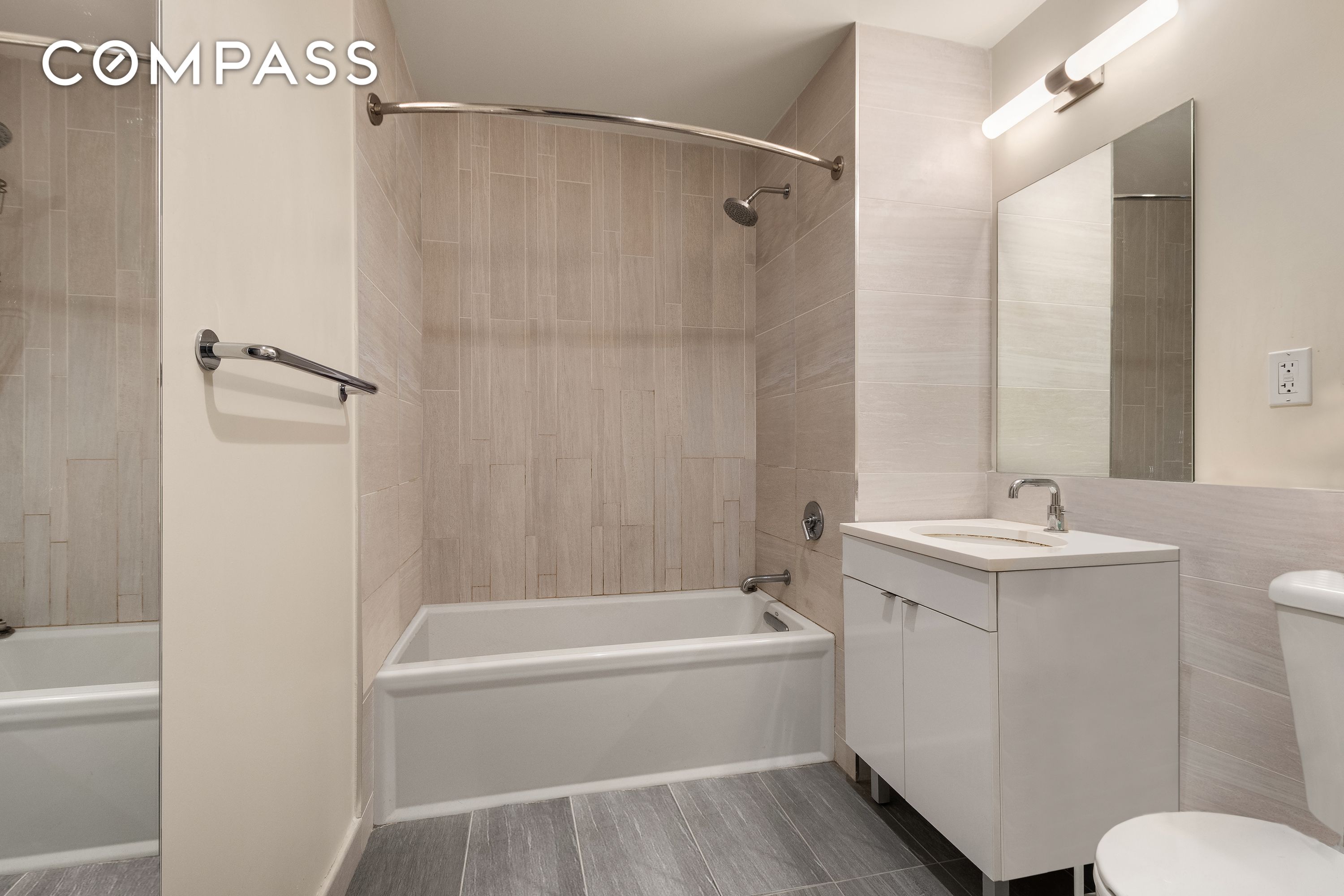 #9 photo, 25-19 43rd Avenue, Long Island City , NY 11101