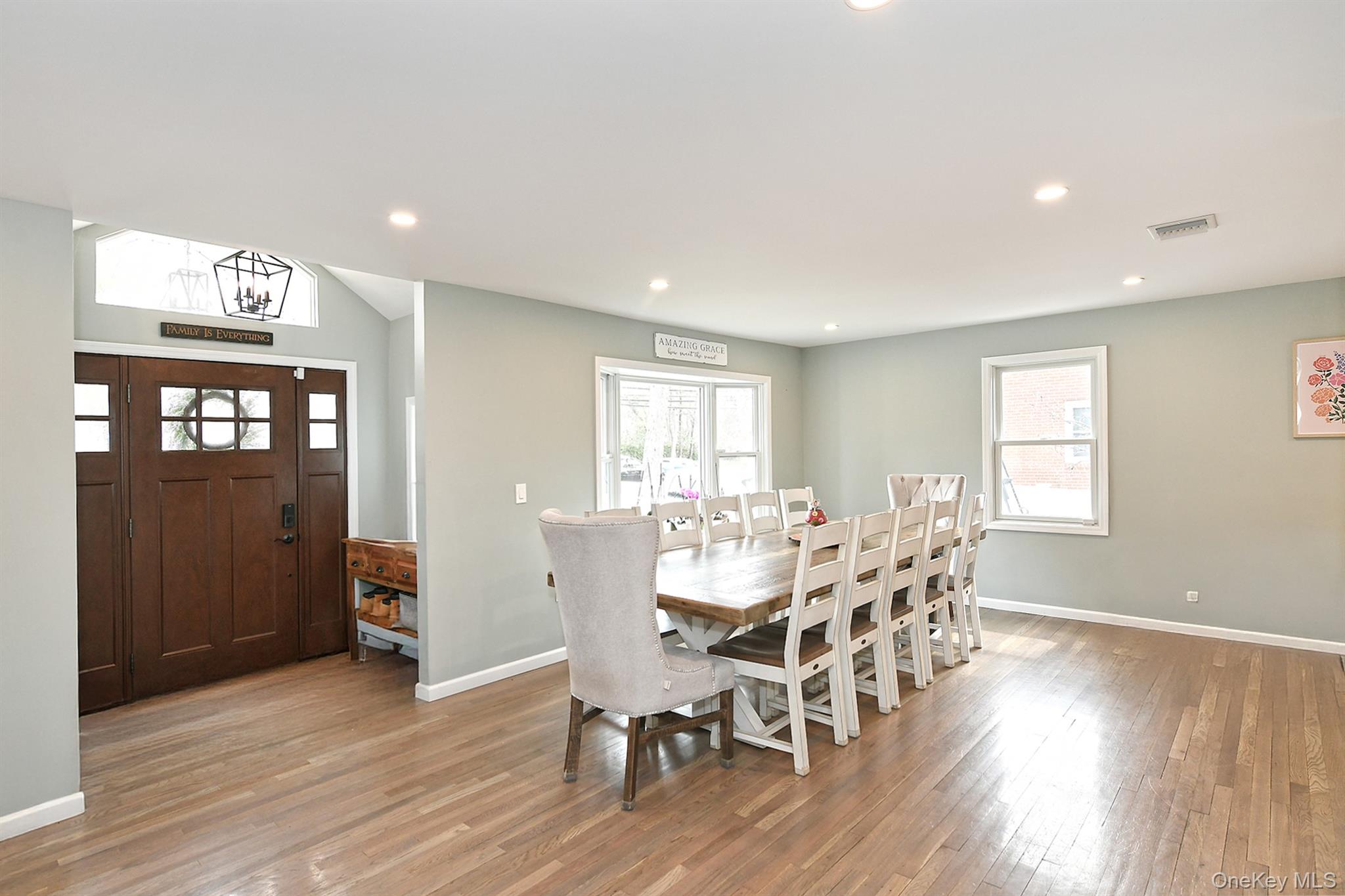 #8 photo, 2457 New York Avenue, सफ़ोक काउंटी Melville , NY 11747