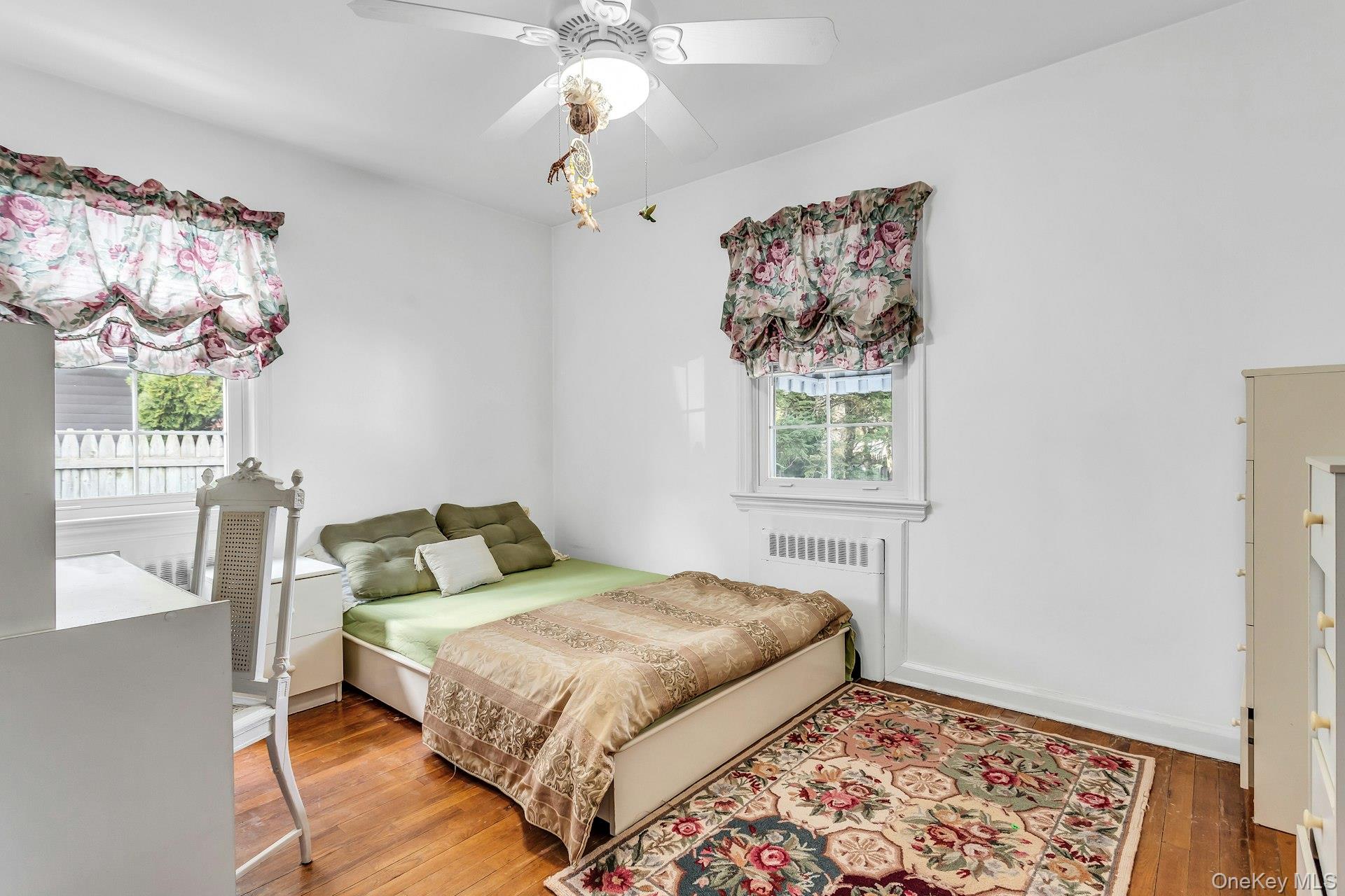 #14 photo, 5 Sherwood Road, Glen Cove , NY 11542