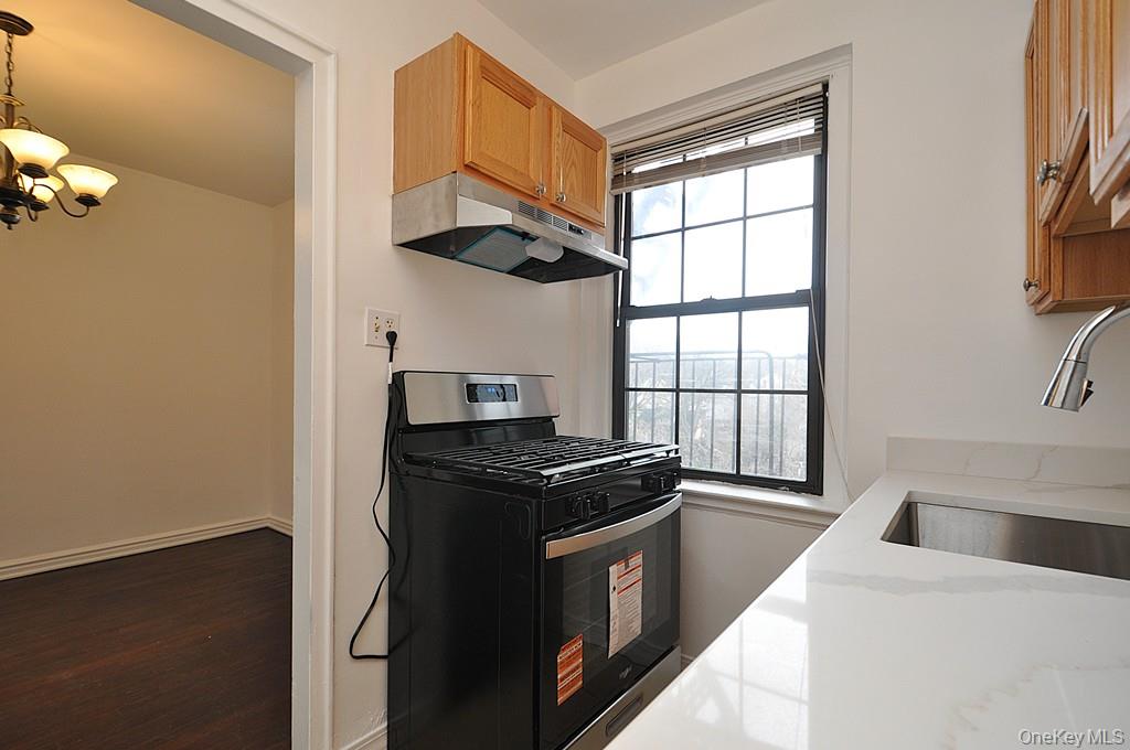 #14 photo, 180 Garth Road, Scarsdale , NY 10583