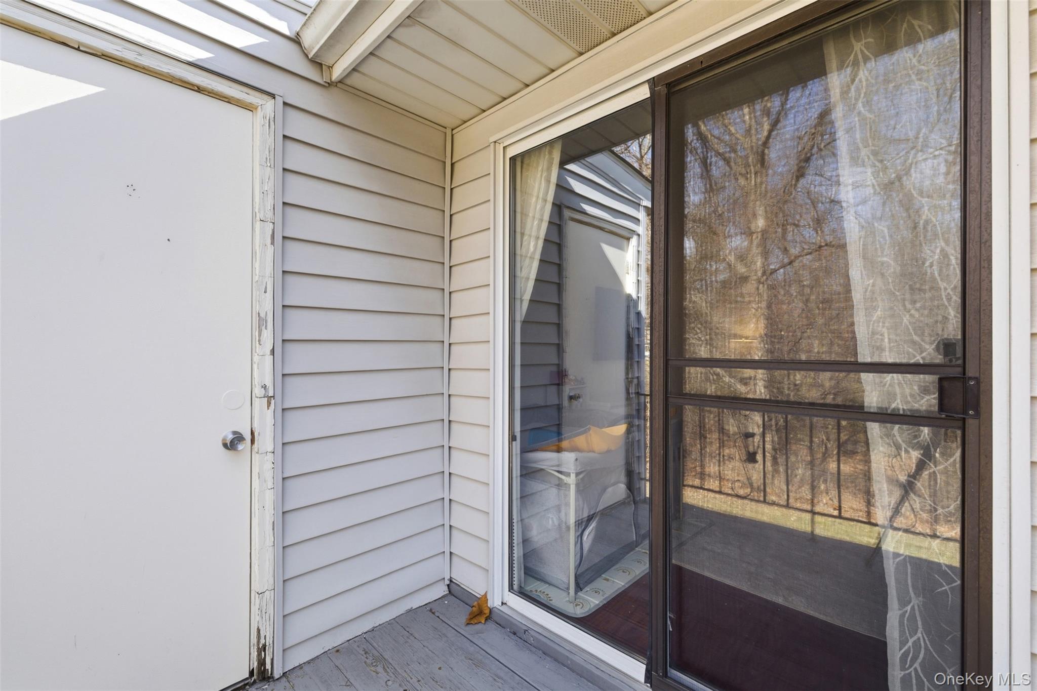 #18 photo, 12 Field Court, Fishkill , NY 12524