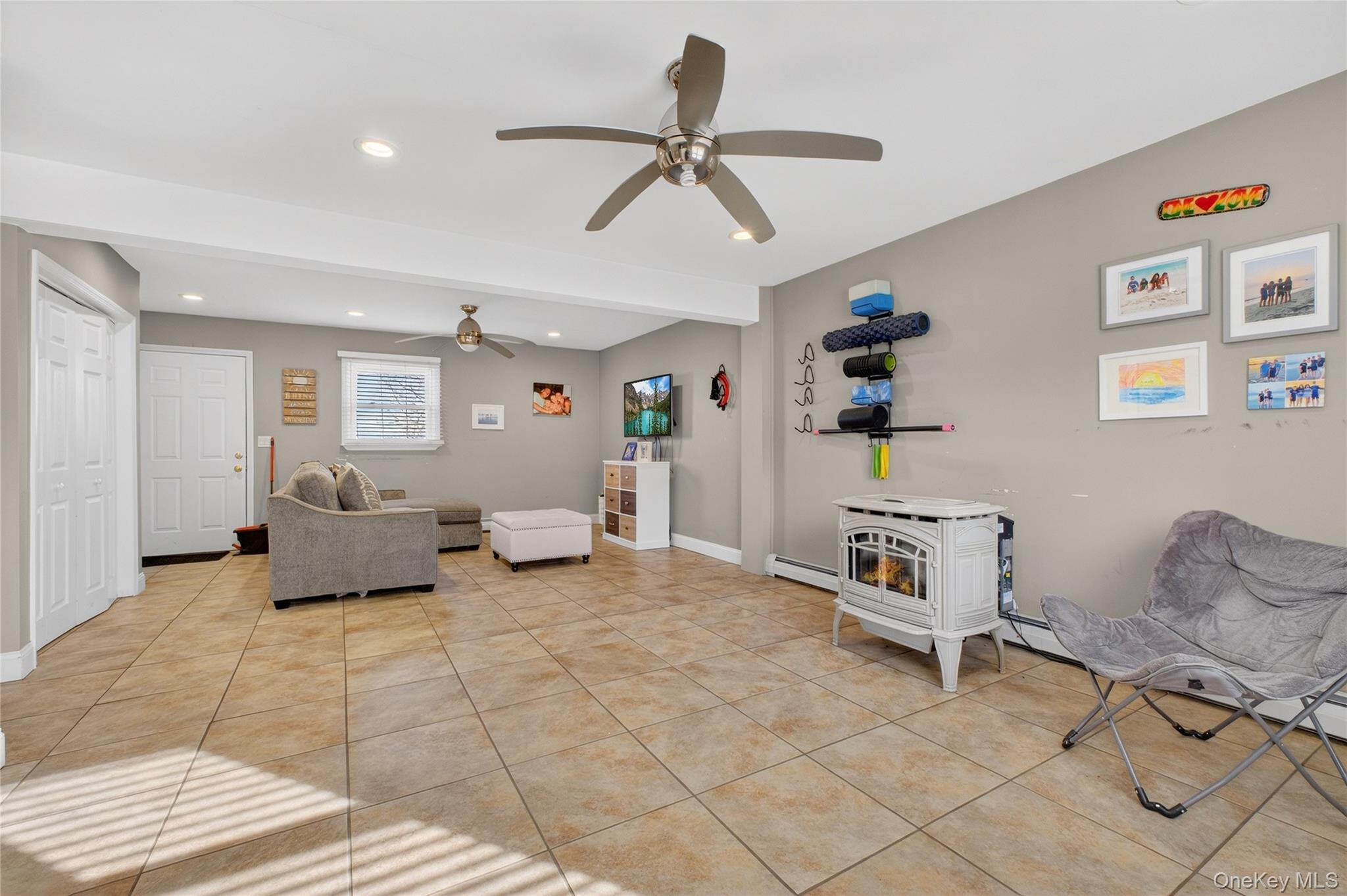 #20 photo, 24 Sebastian Court, Hopewell Junction , NY 12533