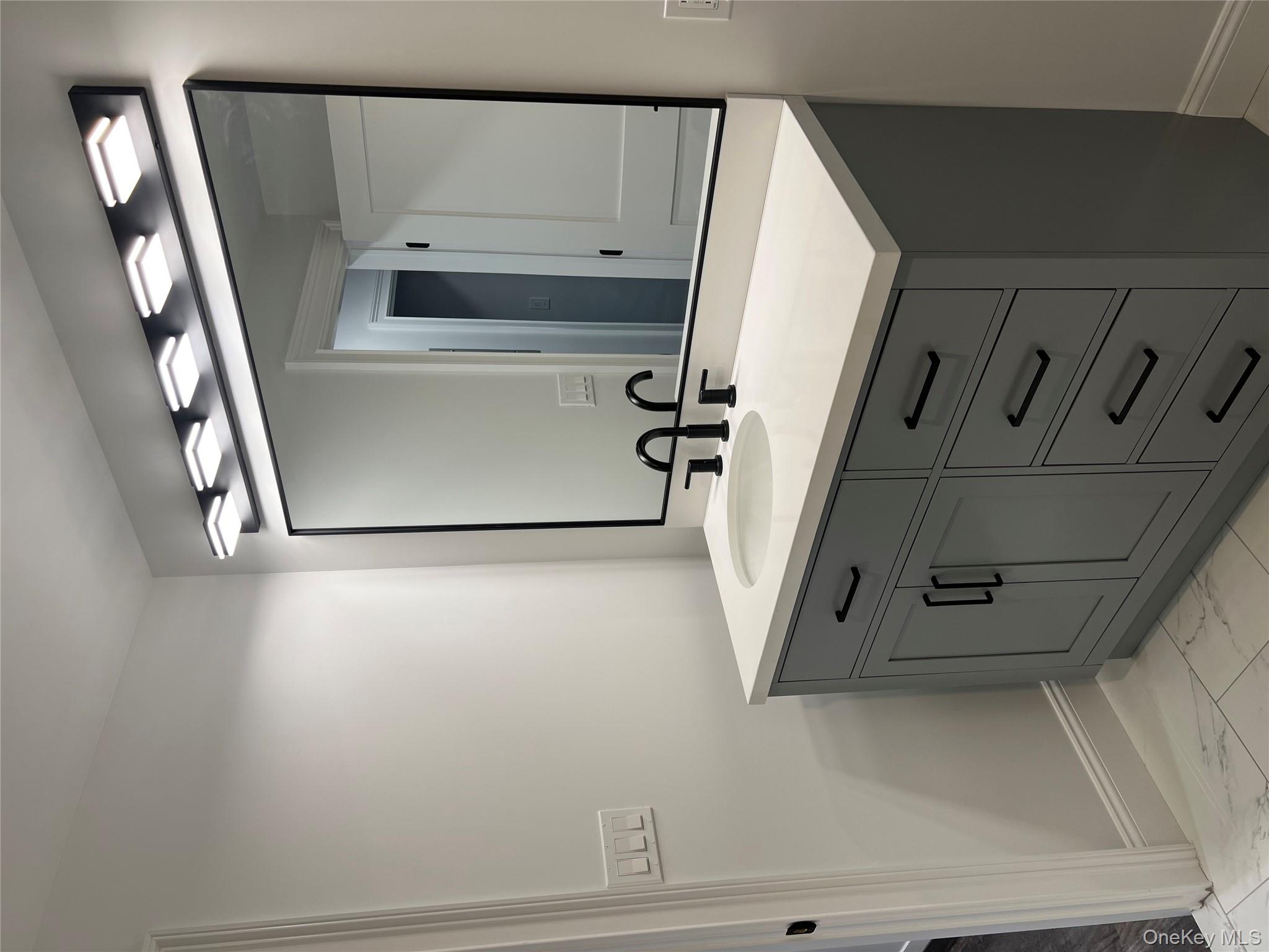 #8 photo, 10 Wild Oaks Road, Goldens Bridge , NY 10526