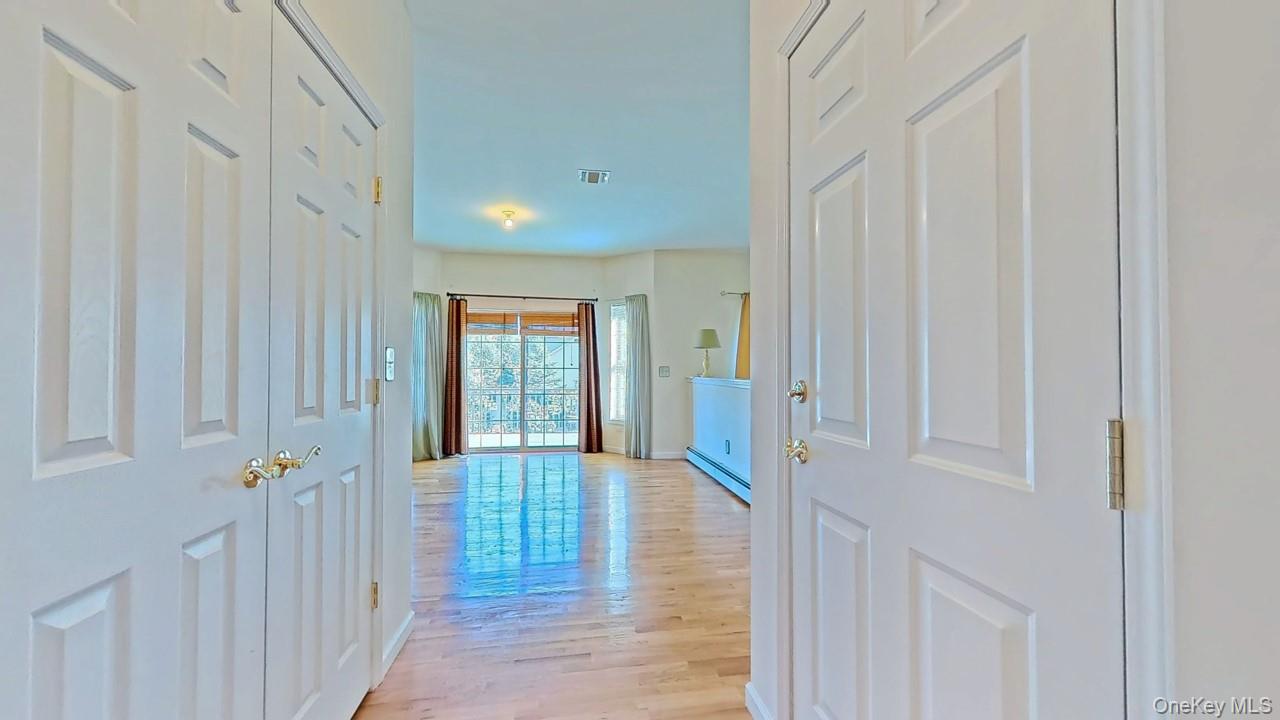 #14 photo, 9 Prestwick Drive, 뉴욕주 Monroe , NY 10950