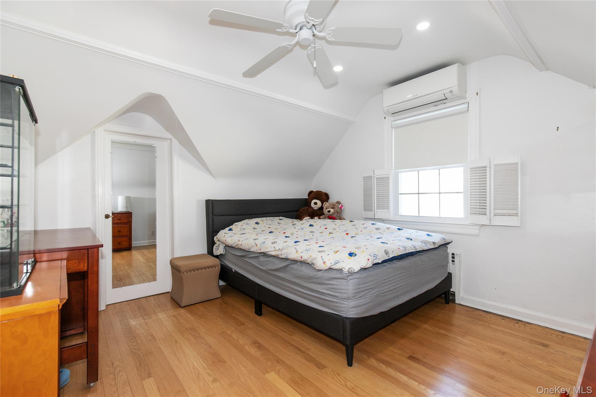 #18 photo, 30 Highland Place, Great Neck , NY 11020