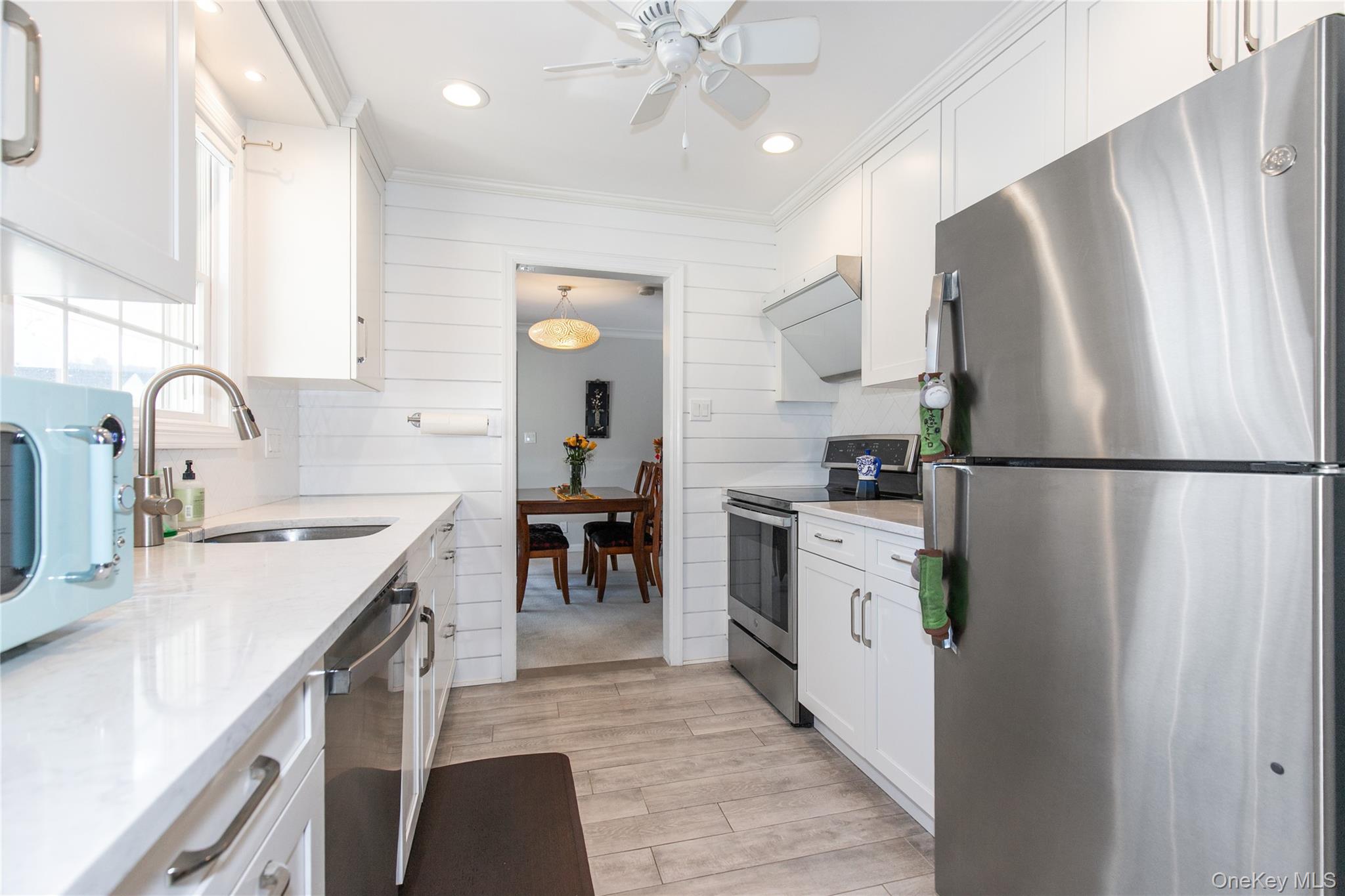 #7 photo, 30 Highland Place, Great Neck , NY 11020