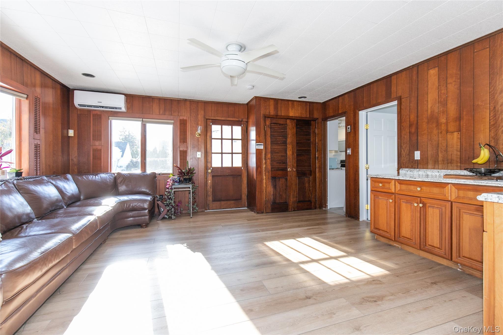 #9 photo, 30 Highland Place, Great Neck , NY 11020