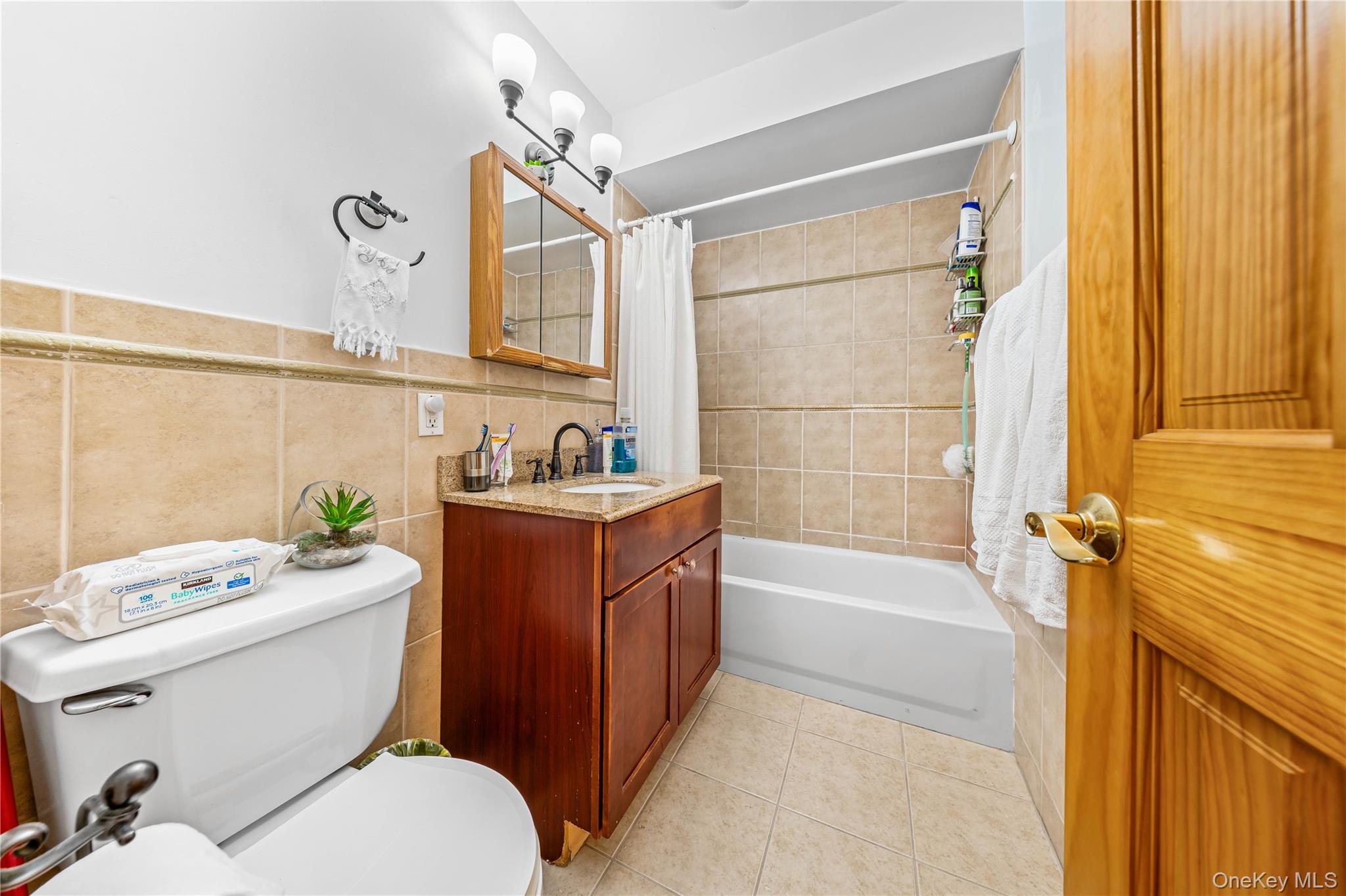 #8 photo, 35-30 10th Street, Astoria , NY 11106