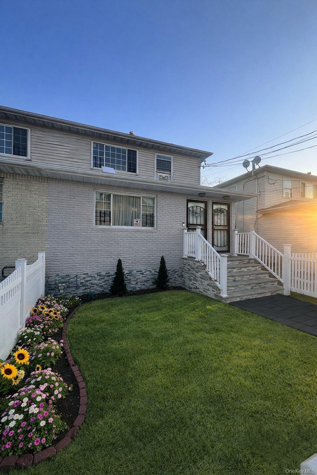 #14 photo, 6951 Almeda Avenue, कुईंस Far Rockaway , NY 11692