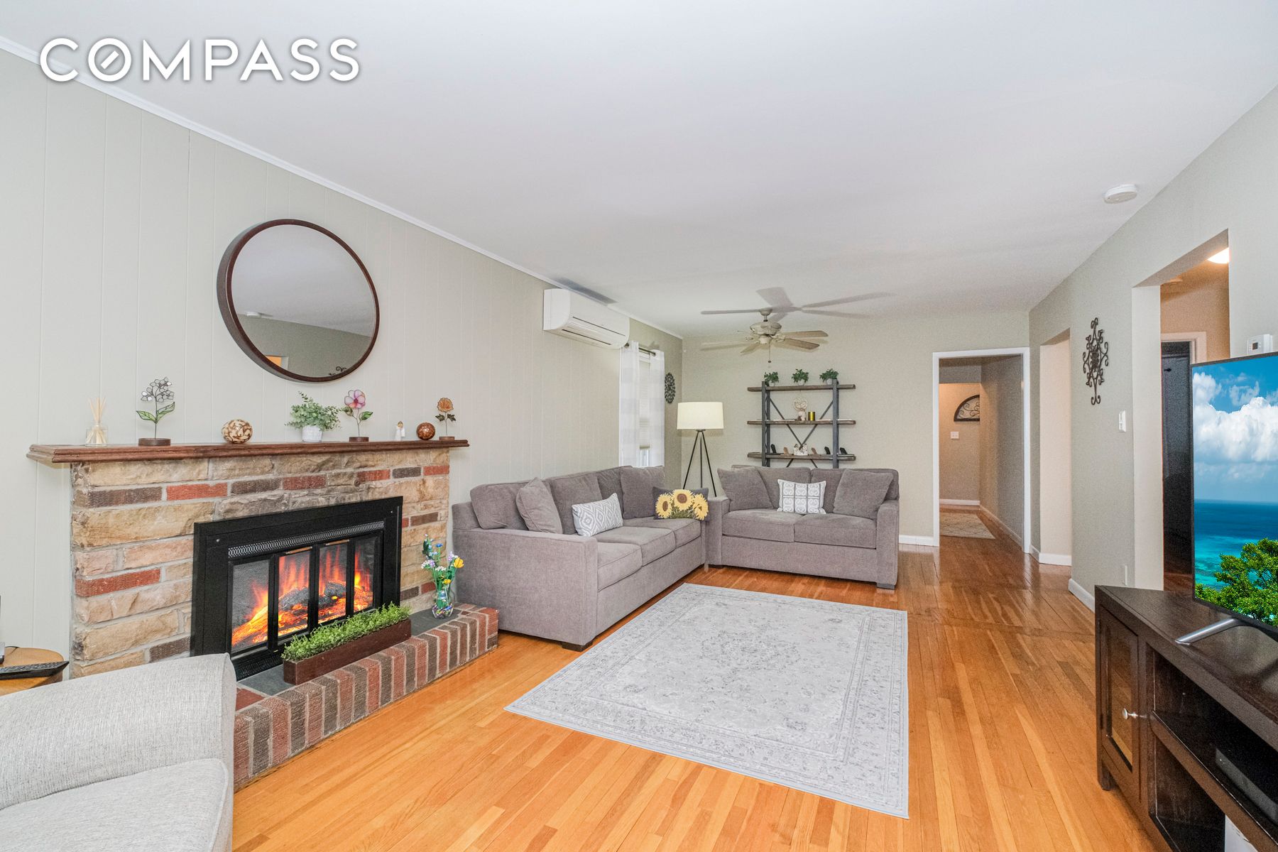 #10 photo, 503 Falcon Avenue, New York City , NY 10306