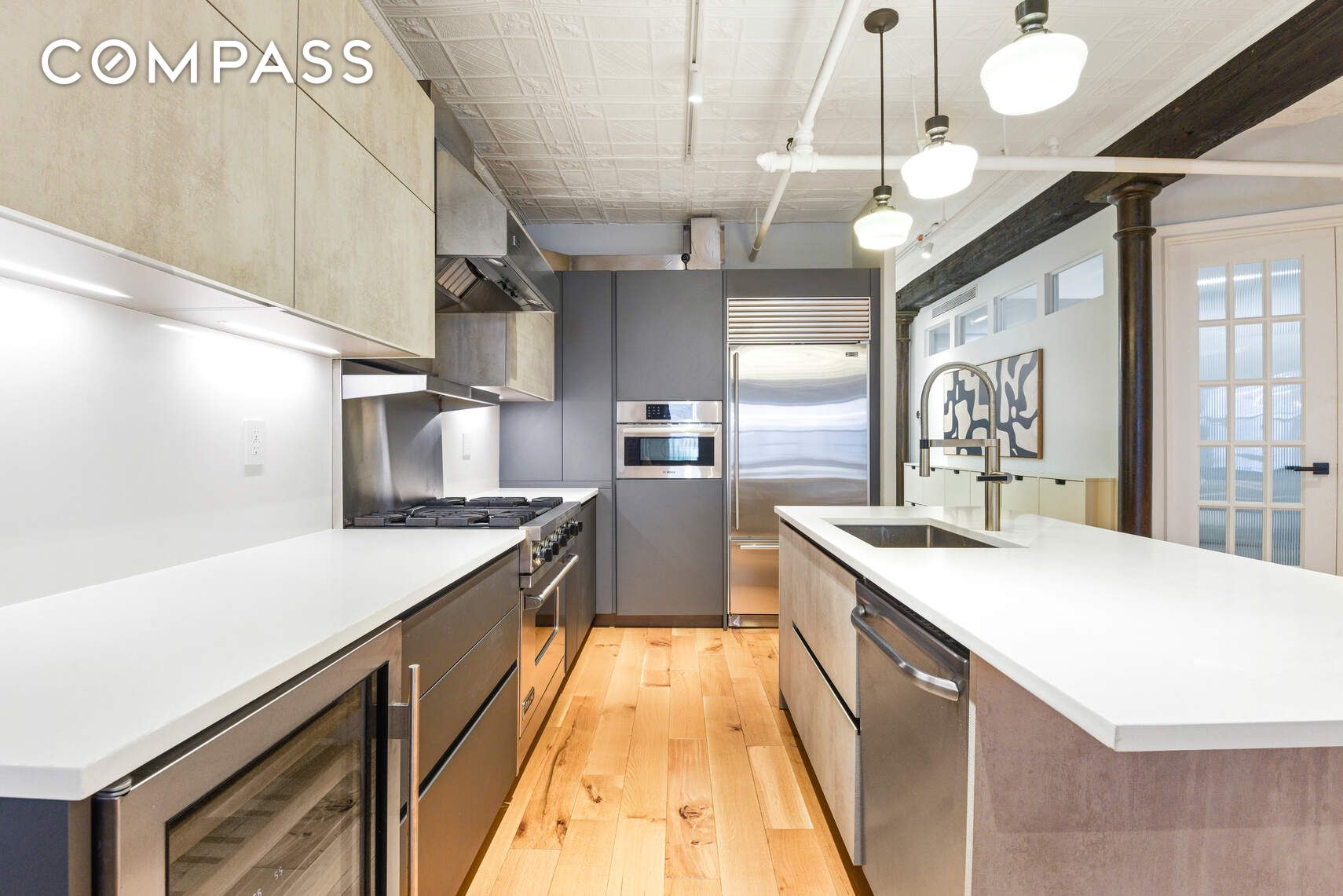 #6 photo, 390 W Broadway, SoHo , NY 10012