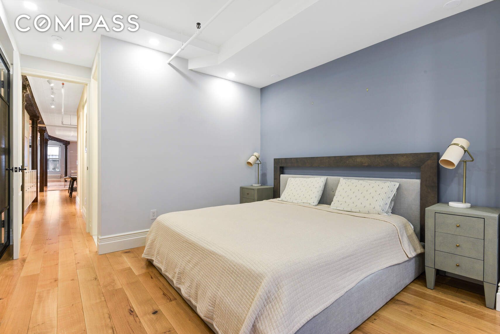 #8 photo, 390 W Broadway, SoHo , NY 10012