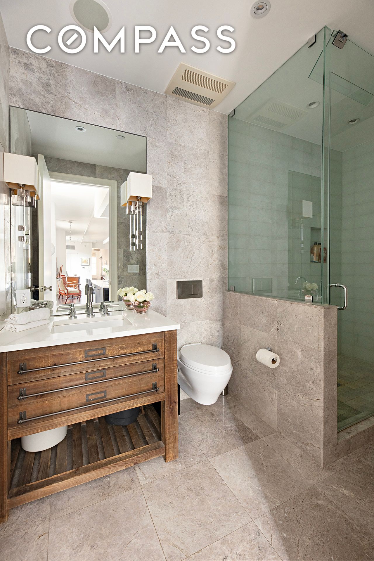 #12 photo, 10 E 18th Street, Flatiron , NY 10003