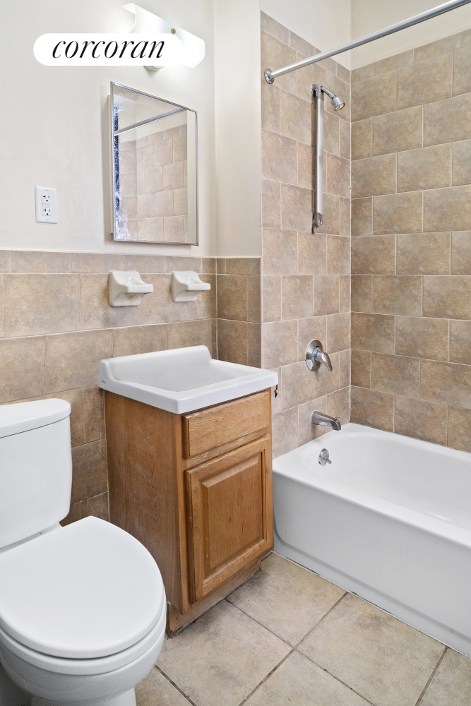 #5 photo, 318 E 151ST Street, Melrose , NY 10451