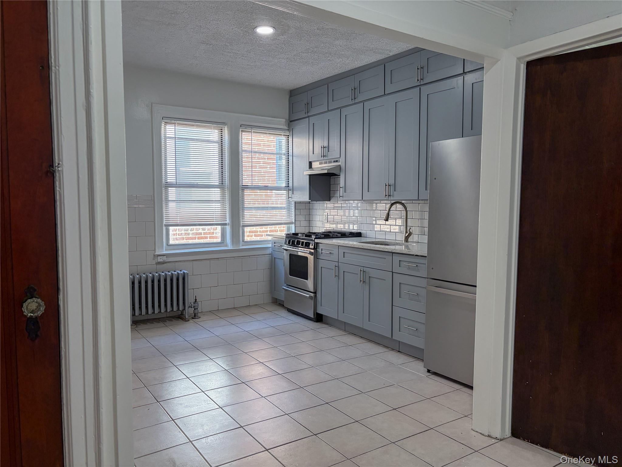 #17 photo, 2863 Coddington Avenue, Bronx , NY 10461