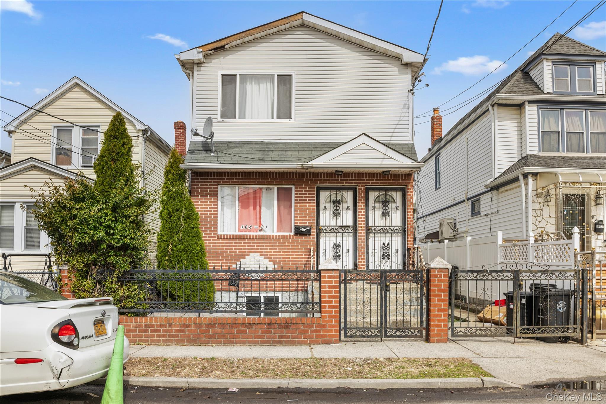 #2 photo, 16421 109th Drive, Куинс ‖ Jamaica , NY 11433